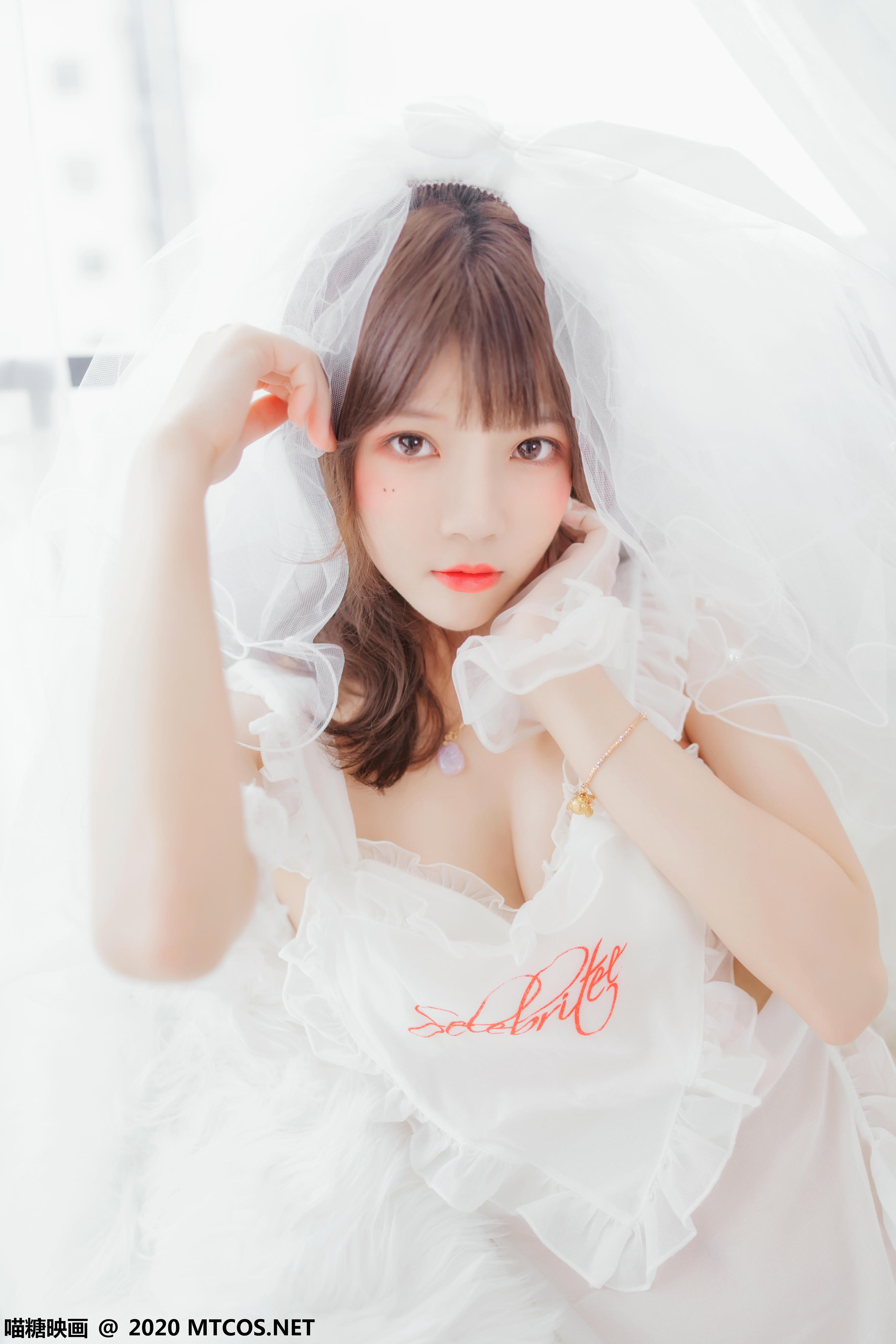 [喵糖映画] VOL.186 纯白轻纱[25P／440MB]_第1集