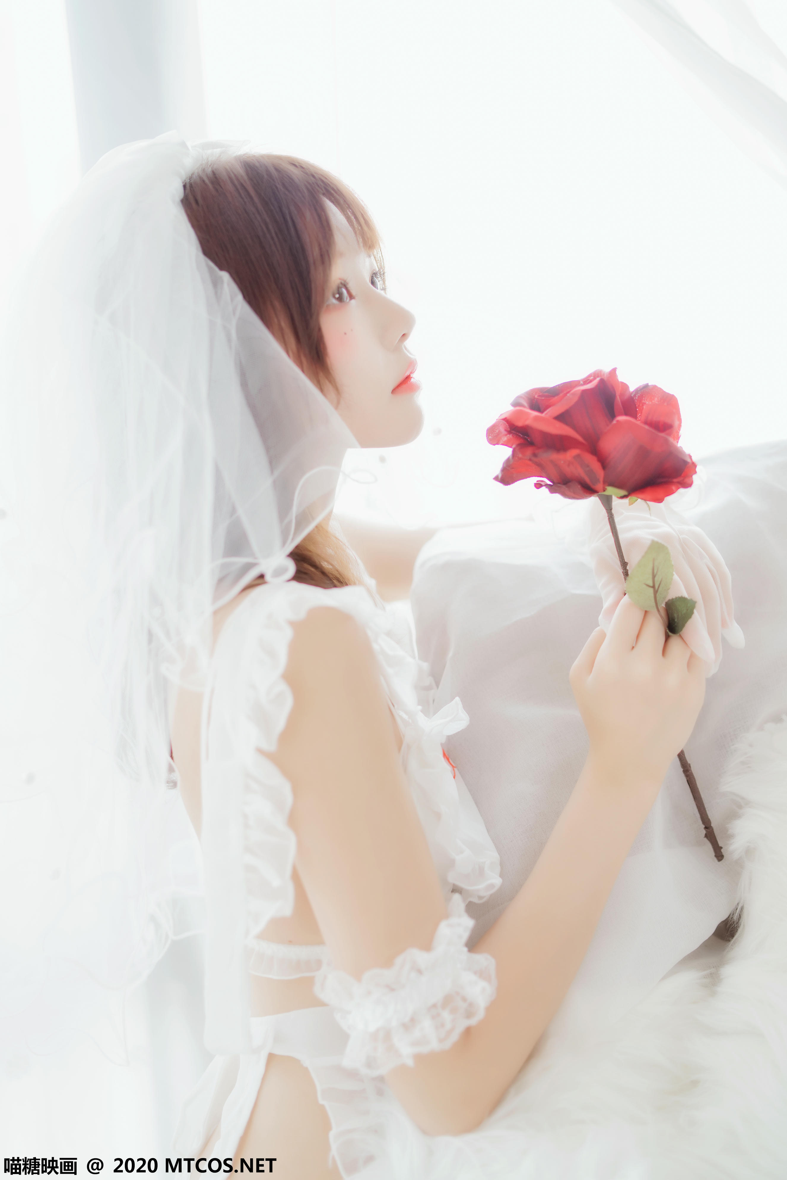 [喵糖映画] VOL.186 纯白轻纱[25P／440MB]_第2集