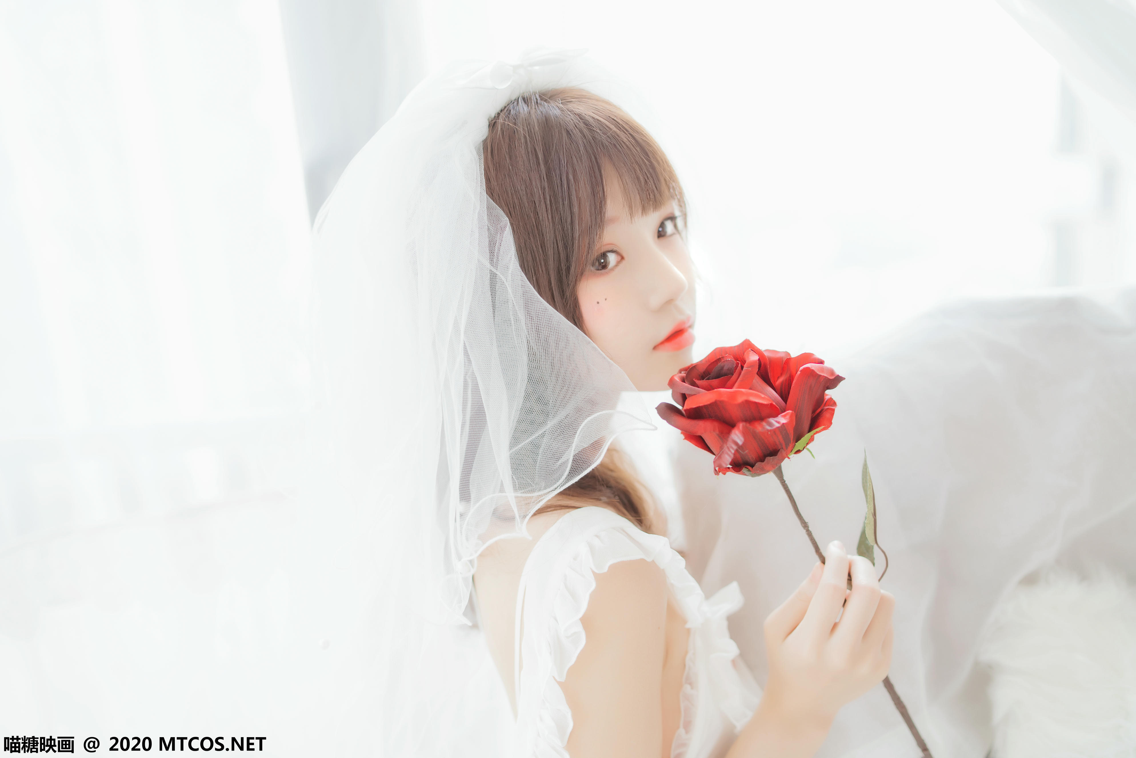 [喵糖映画] VOL.186 纯白轻纱[25P／440MB]_第2集