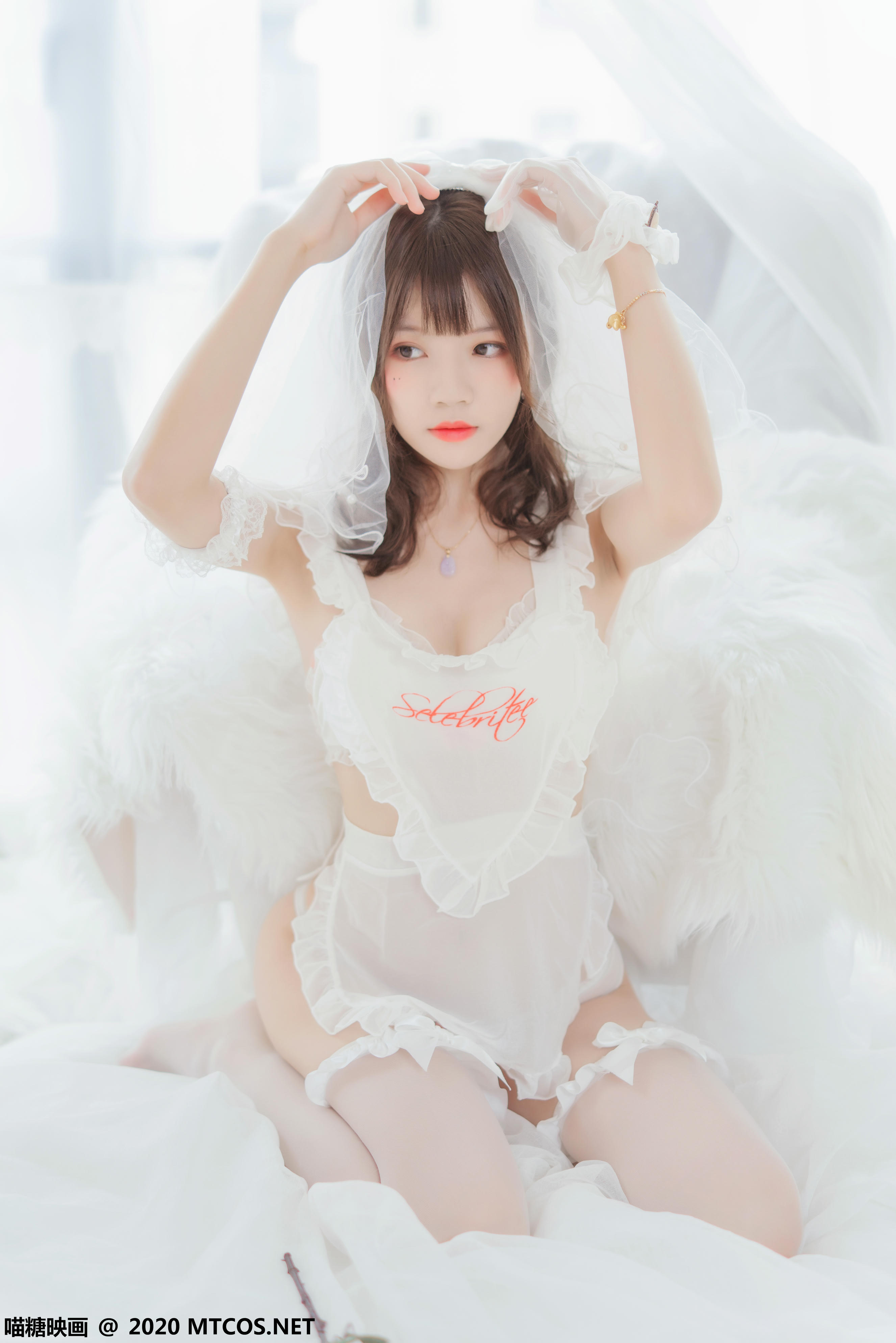 [喵糖映画] VOL.186 纯白轻纱[25P／440MB]_第1集