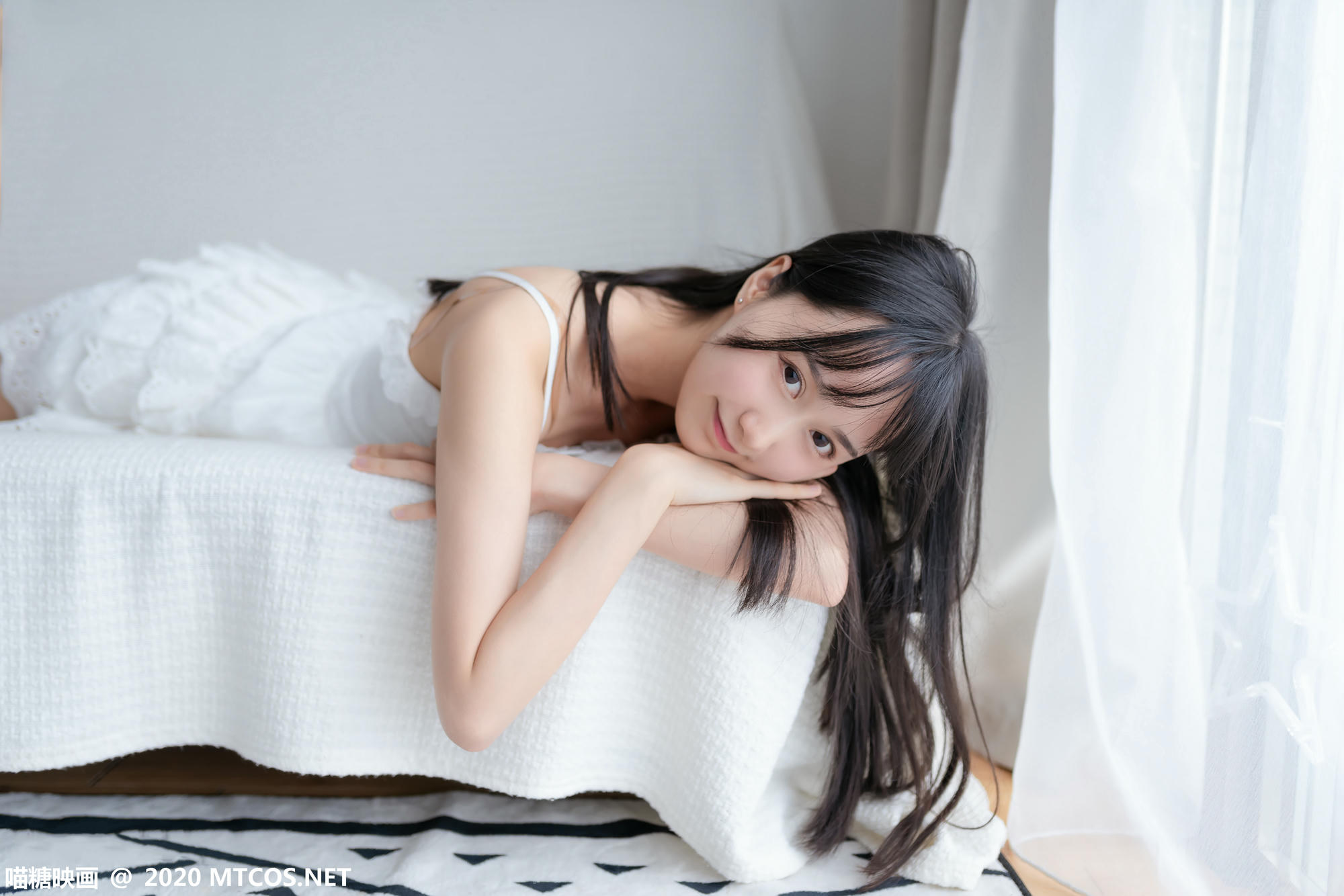 [喵糖映画] VOL.187 白裙少女[40P／169MB]_第2集