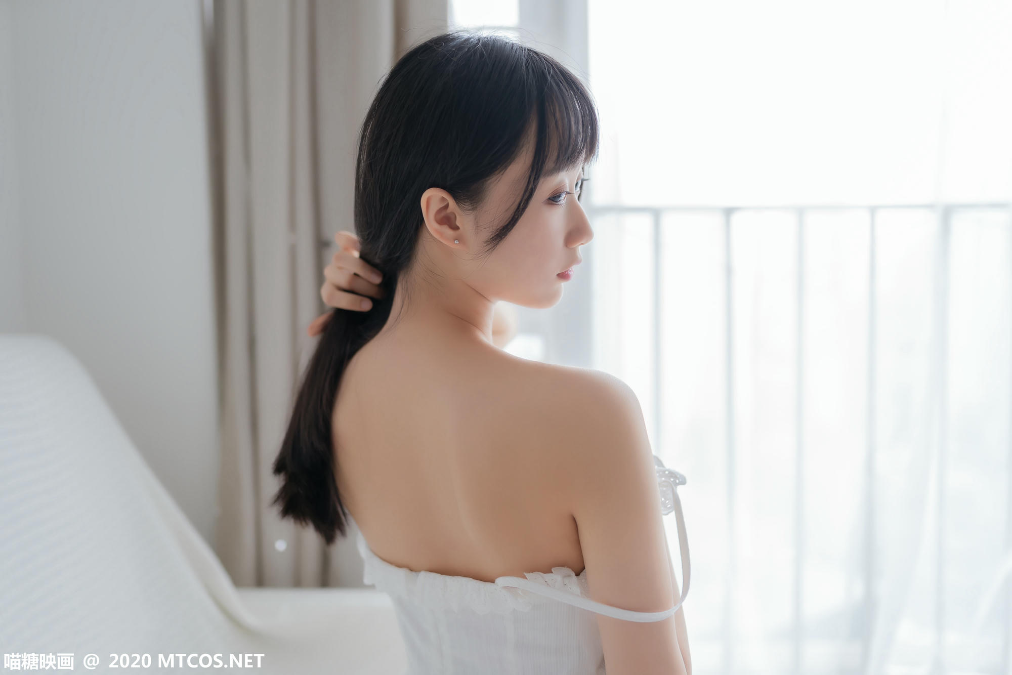 [喵糖映画] VOL.187 白裙少女[40P／169MB]_第1集