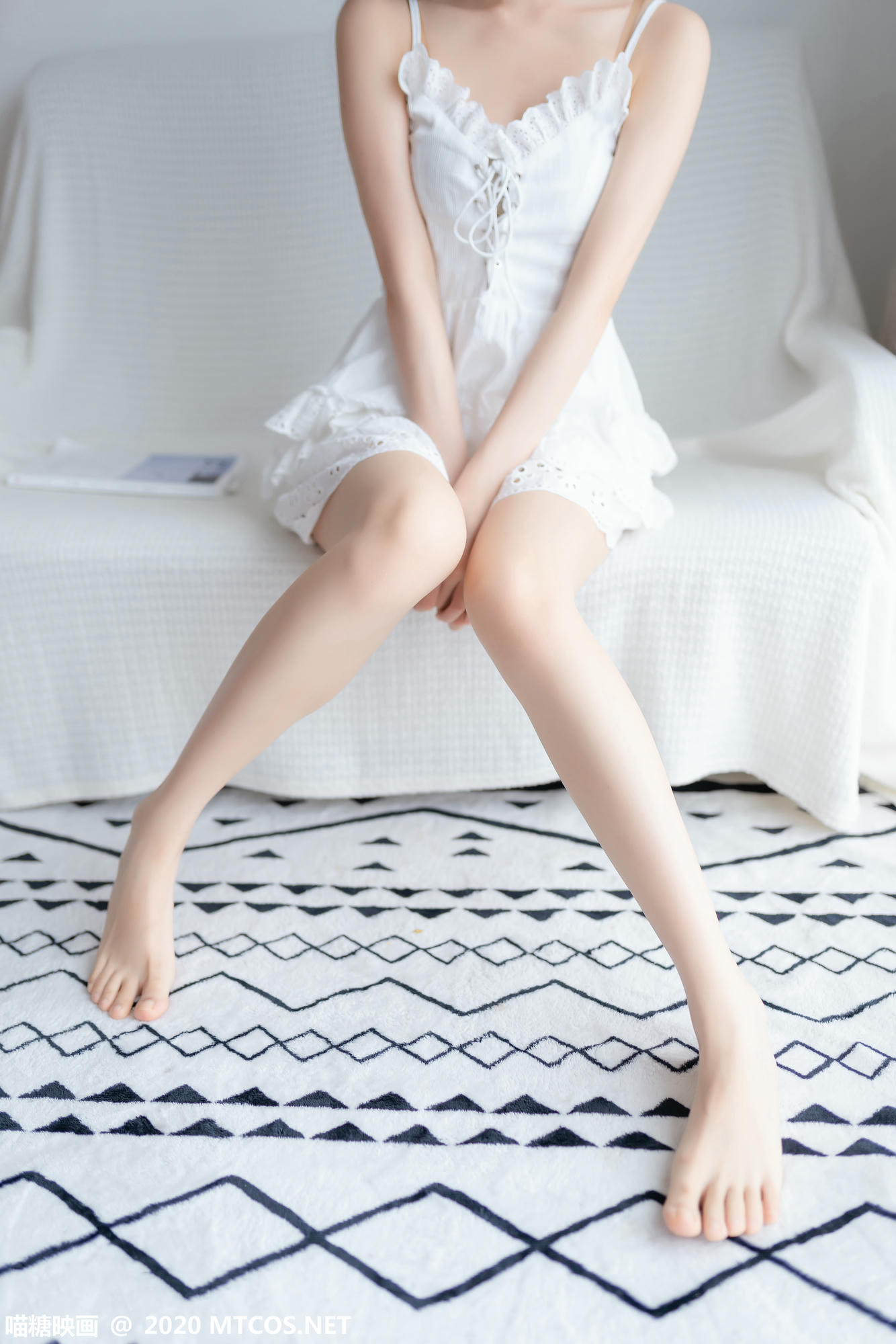 [喵糖映画] VOL.187 白裙少女[40P／169MB]_第2集