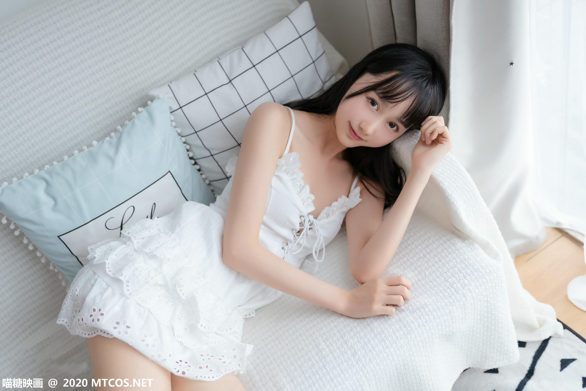 [喵糖映画] VOL.187 白裙少女[40P／169MB]_第2集