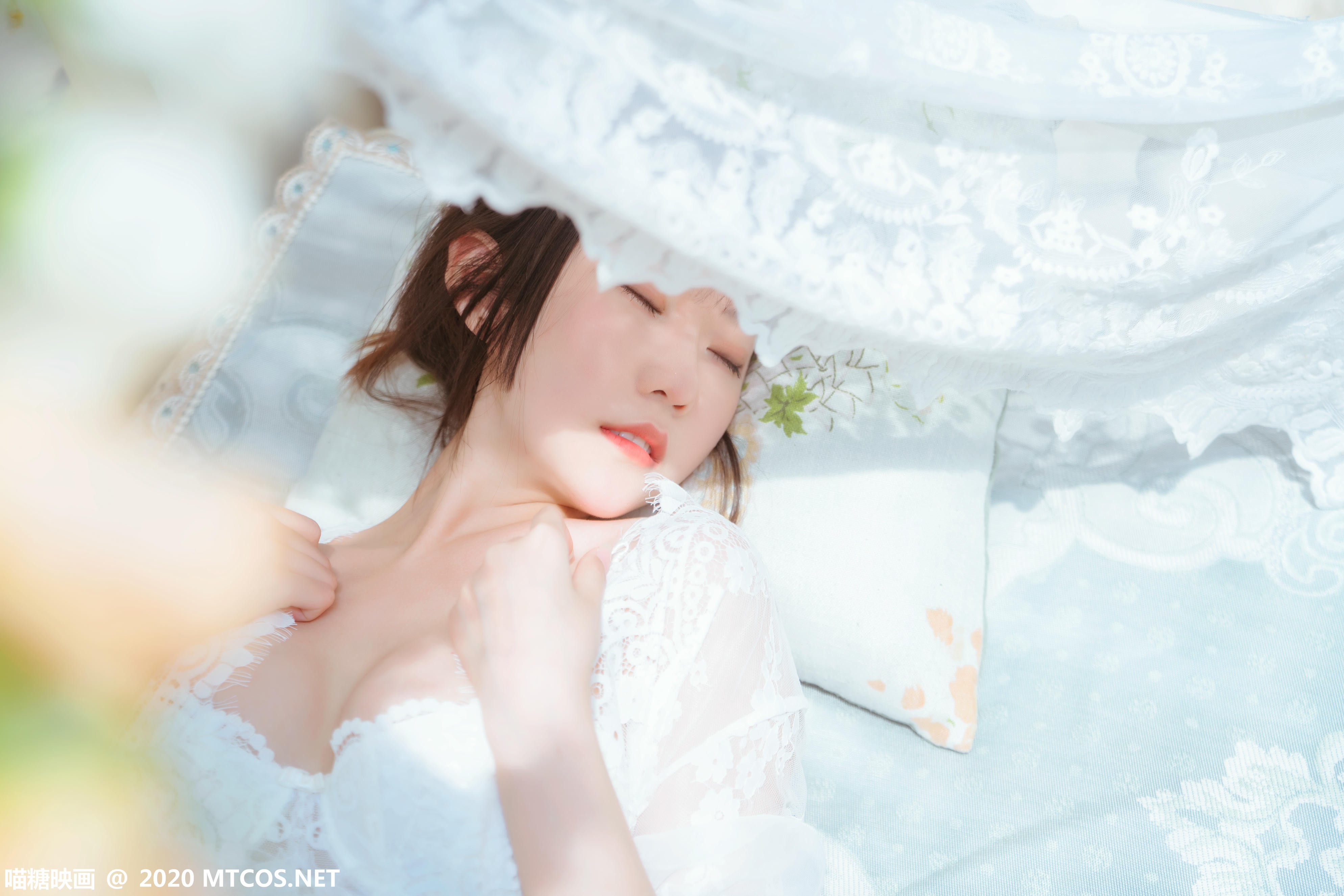 [喵糖映画] VOL.197 白裙轻纱[50P／1.13GB]_第2集