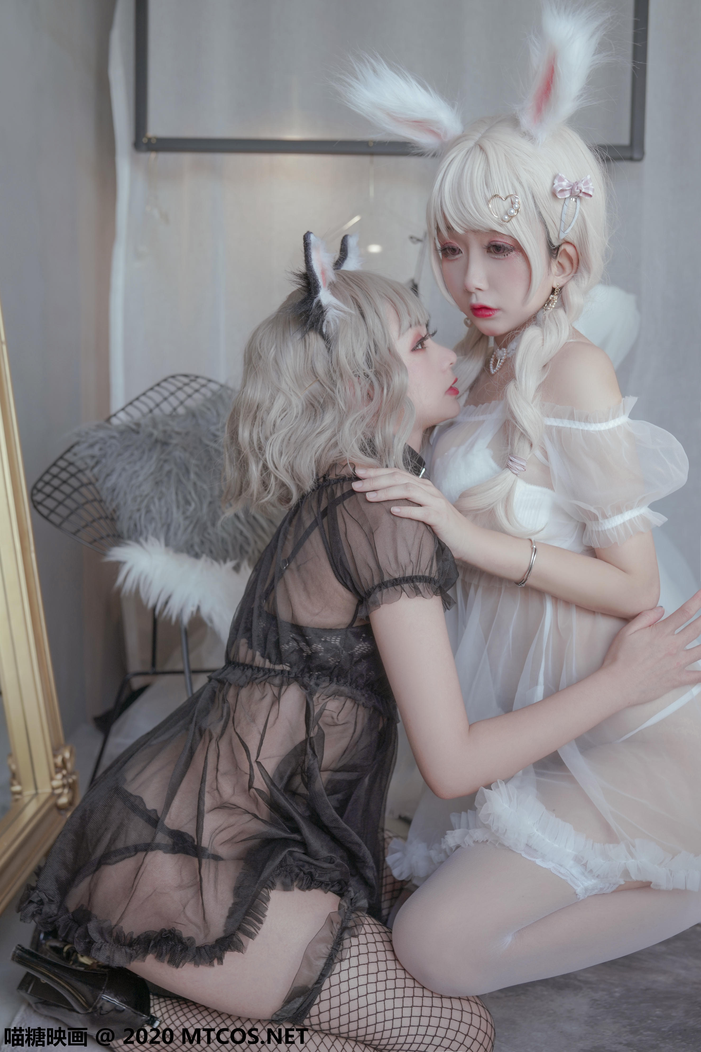 [喵糖映画] VOL.200 黑猫与白兔[25P／435MB]_第1集