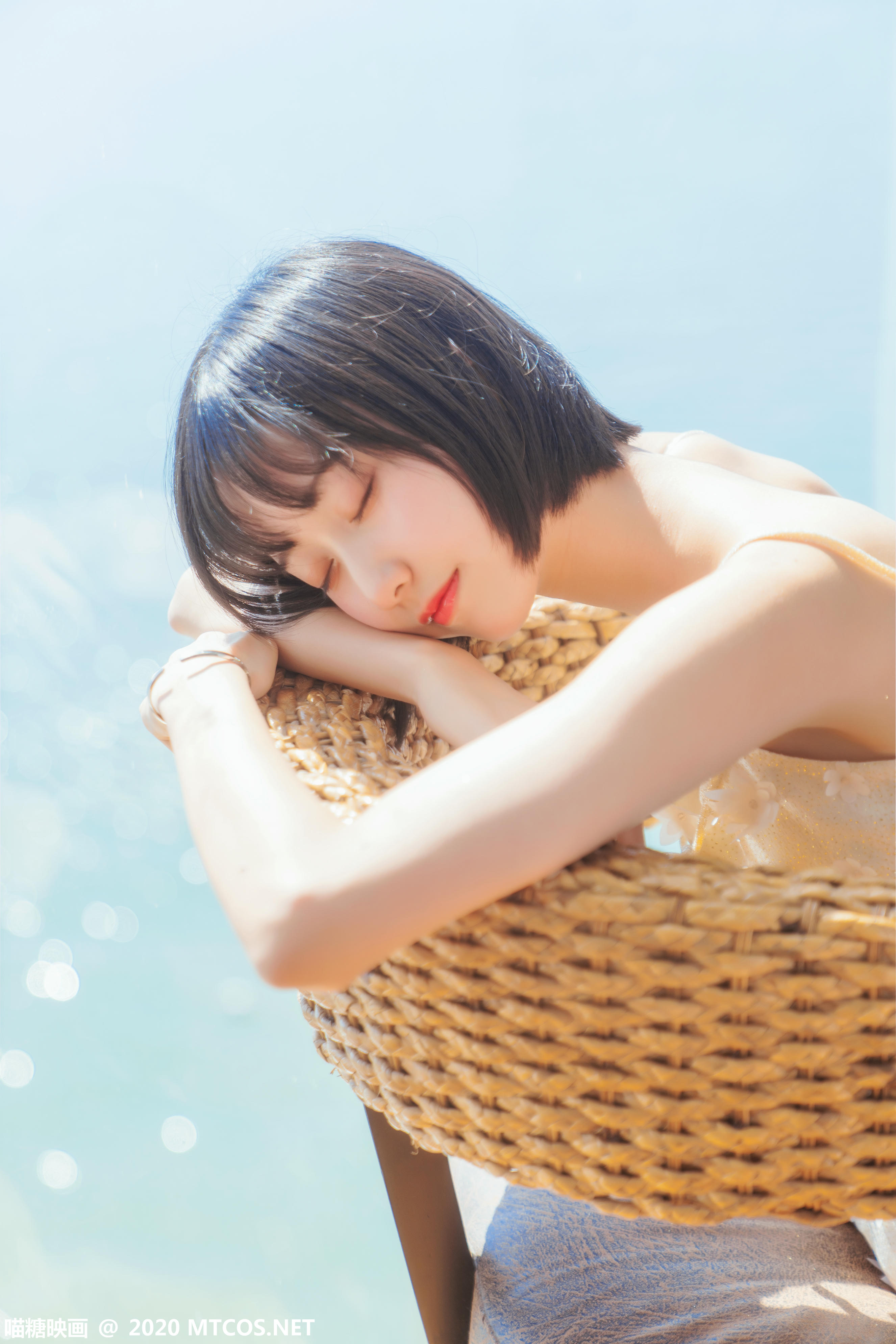 [喵糖映画] VOL.201 暖阳的海[22P／540MB]_第1集