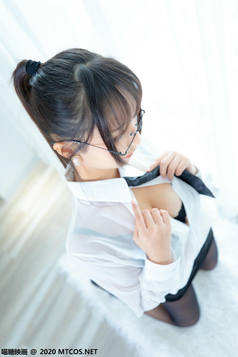 [喵糖映画] VOL.202 OL制服裙[70P／191MB]_第2集