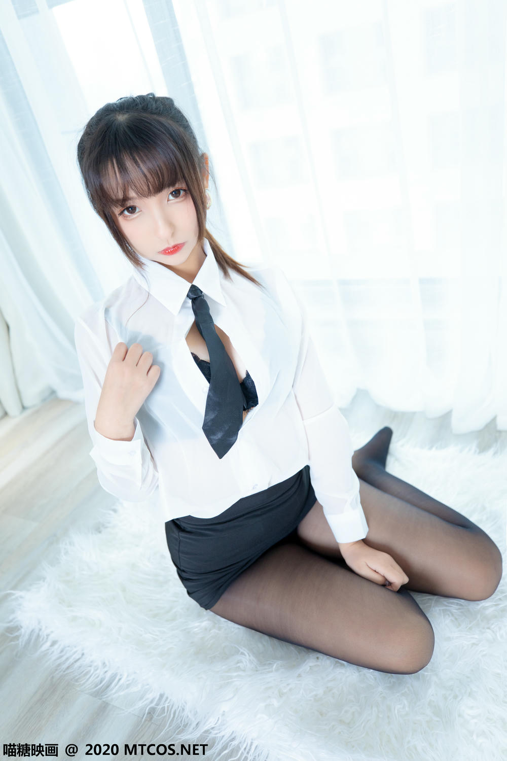 [喵糖映画] VOL.202 OL制服裙[70P／191MB]_第2集