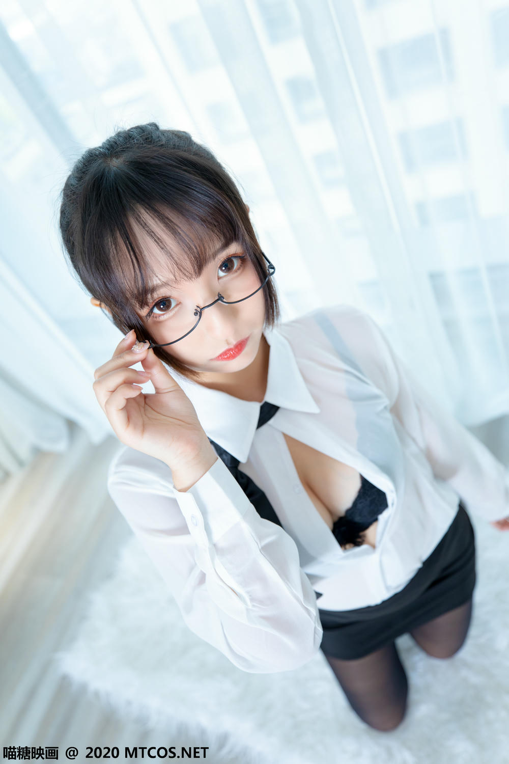 [喵糖映画] VOL.202 OL制服裙[70P／191MB]_第3集