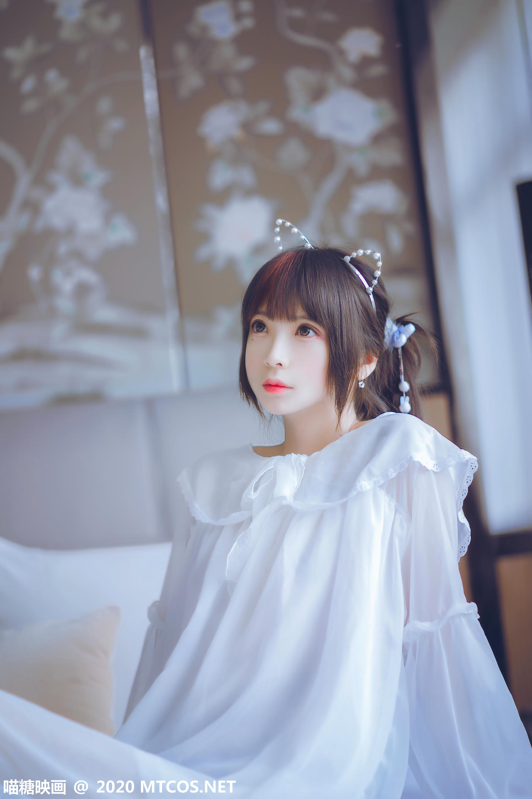 [喵糖映画] VOL.204 纯白睡裙[24P／243MB]_第1集