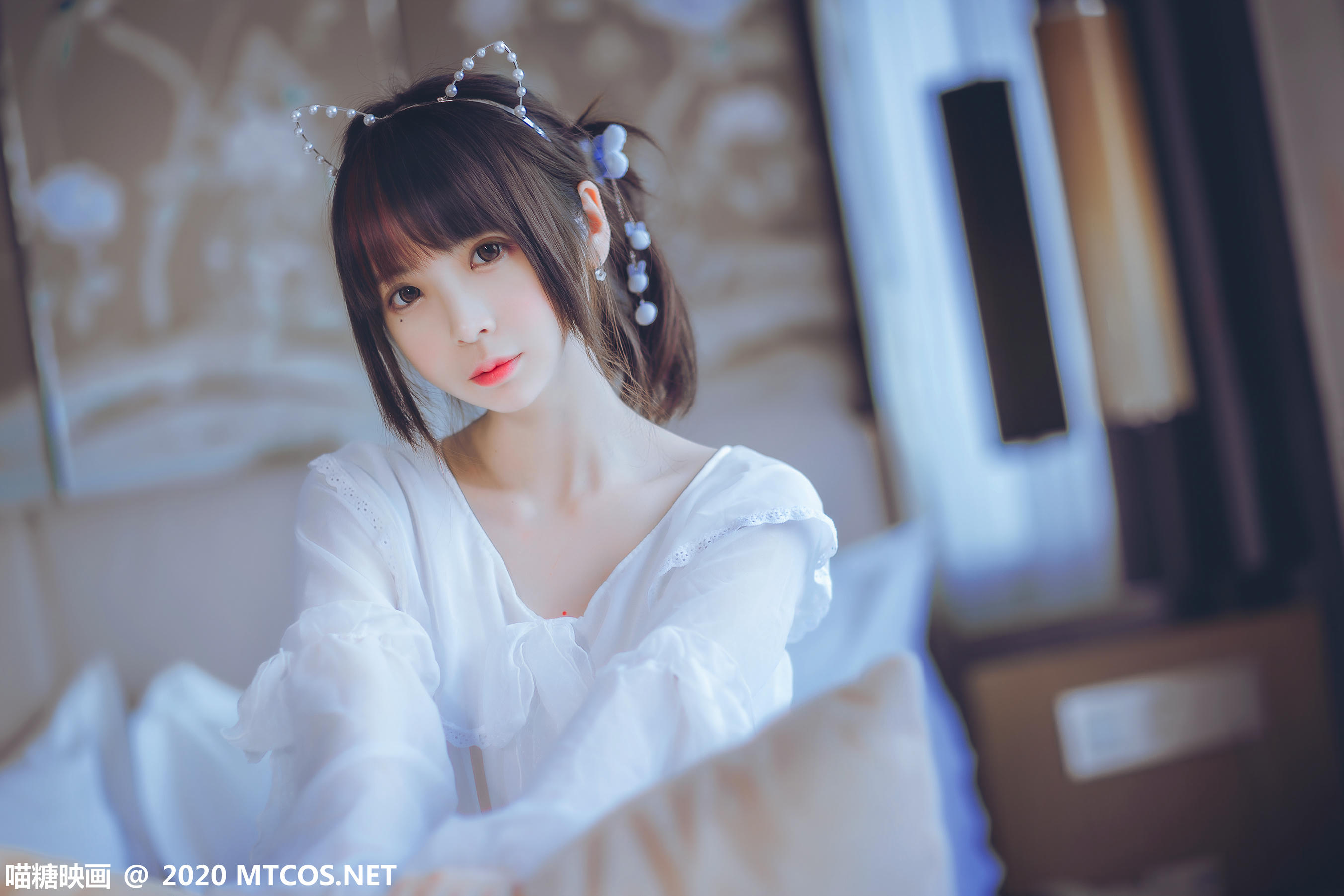 [喵糖映画] VOL.204 纯白睡裙[24P／243MB]_第1集