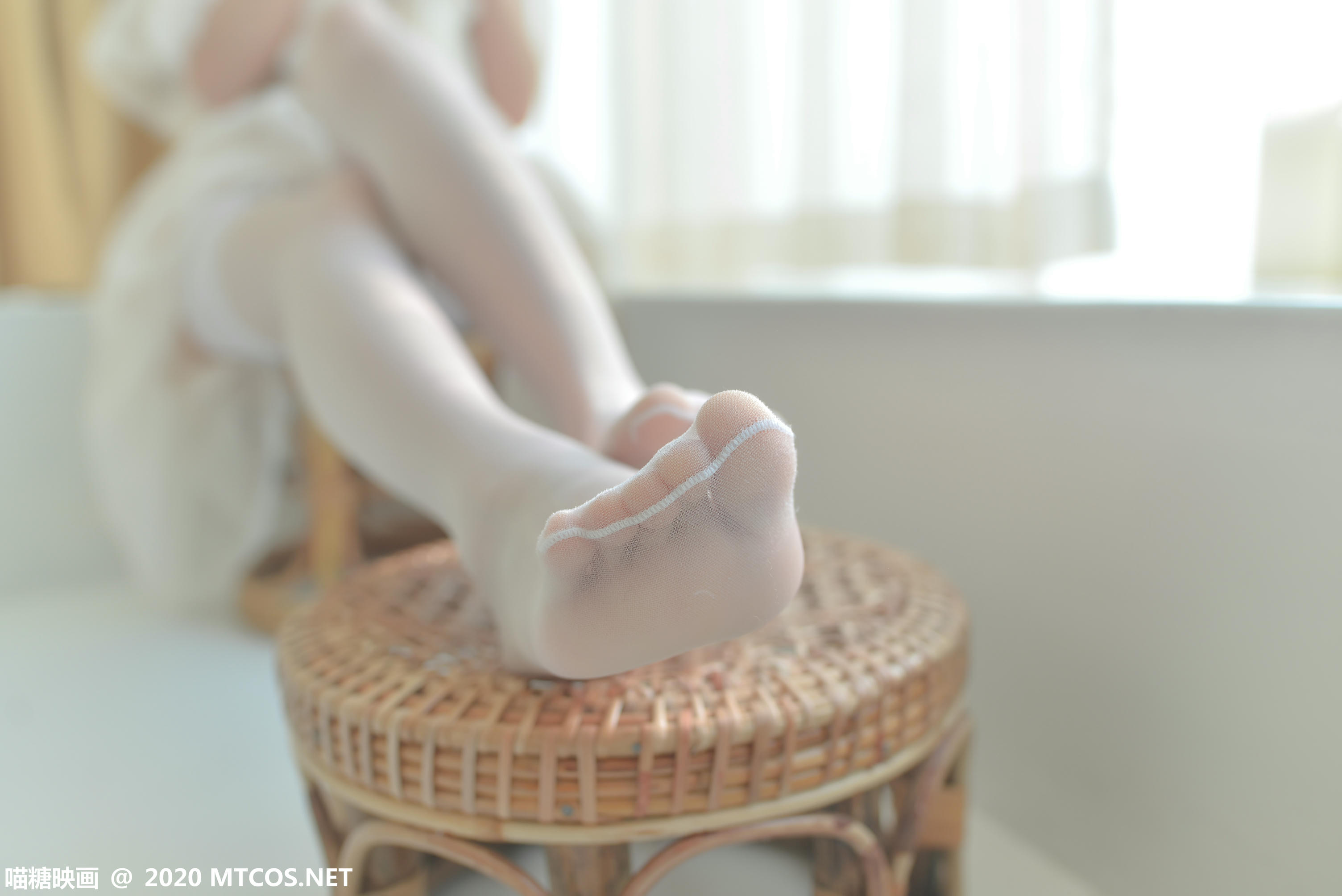 [喵糖映画] VOL.206 吊带纱裙[23P／249MB]_第1集