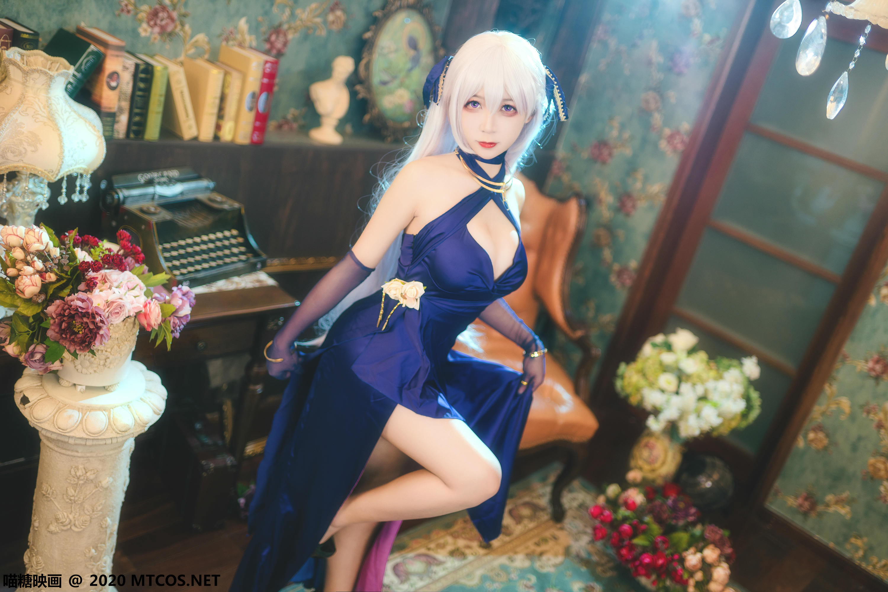 [喵糖映画] VOL.210 贝法红蓝礼服[26P／455MB]_第2集