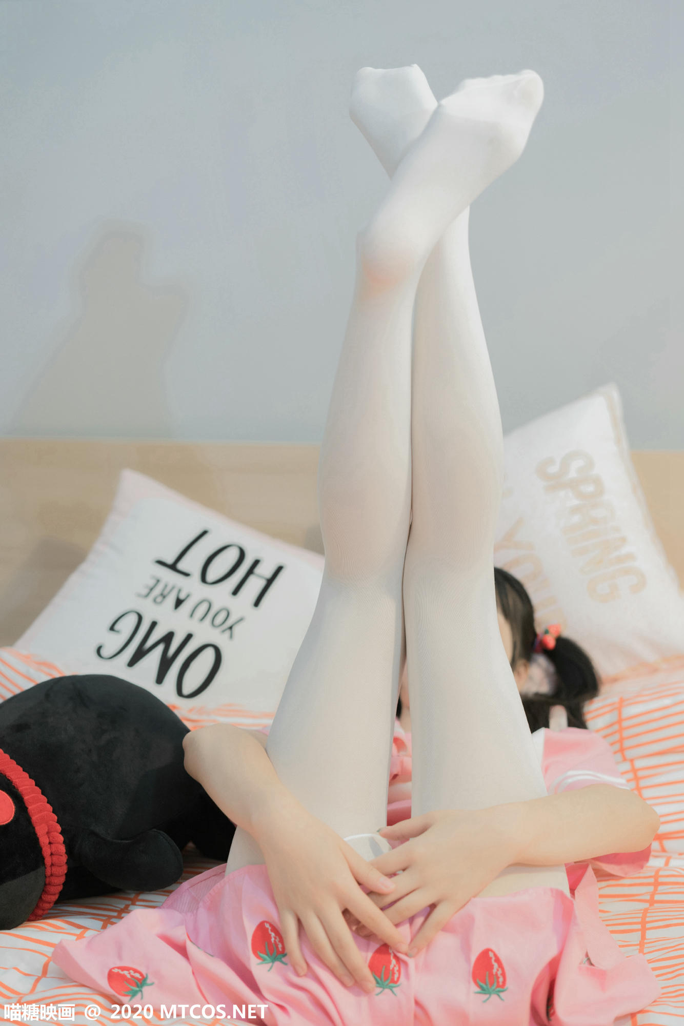 [喵糖映画] VOL.218 草莓美眉[45P／324MB]_第1集