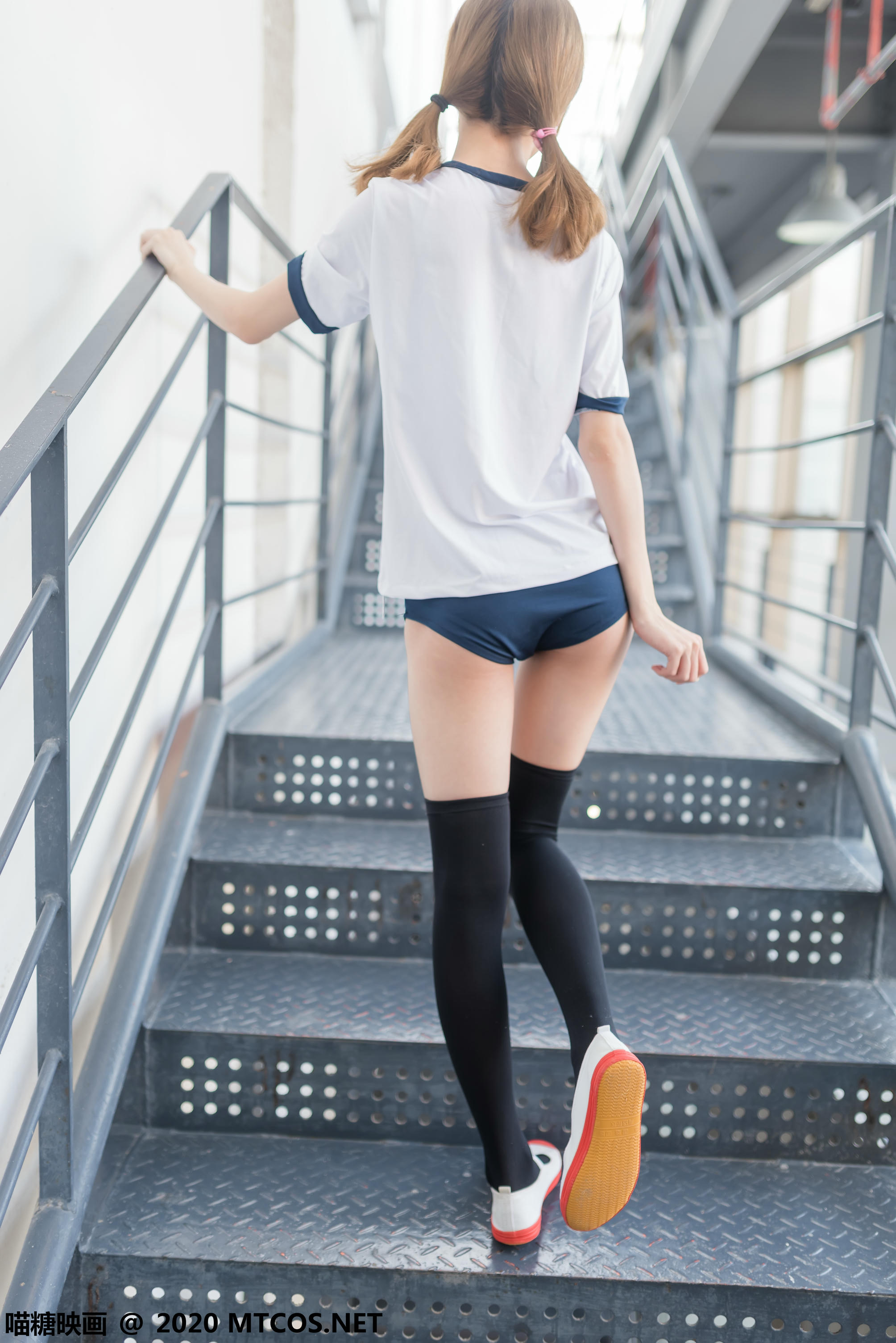 [喵糖映画] VOL.219 运动体操服[50P／394MB]_第1集