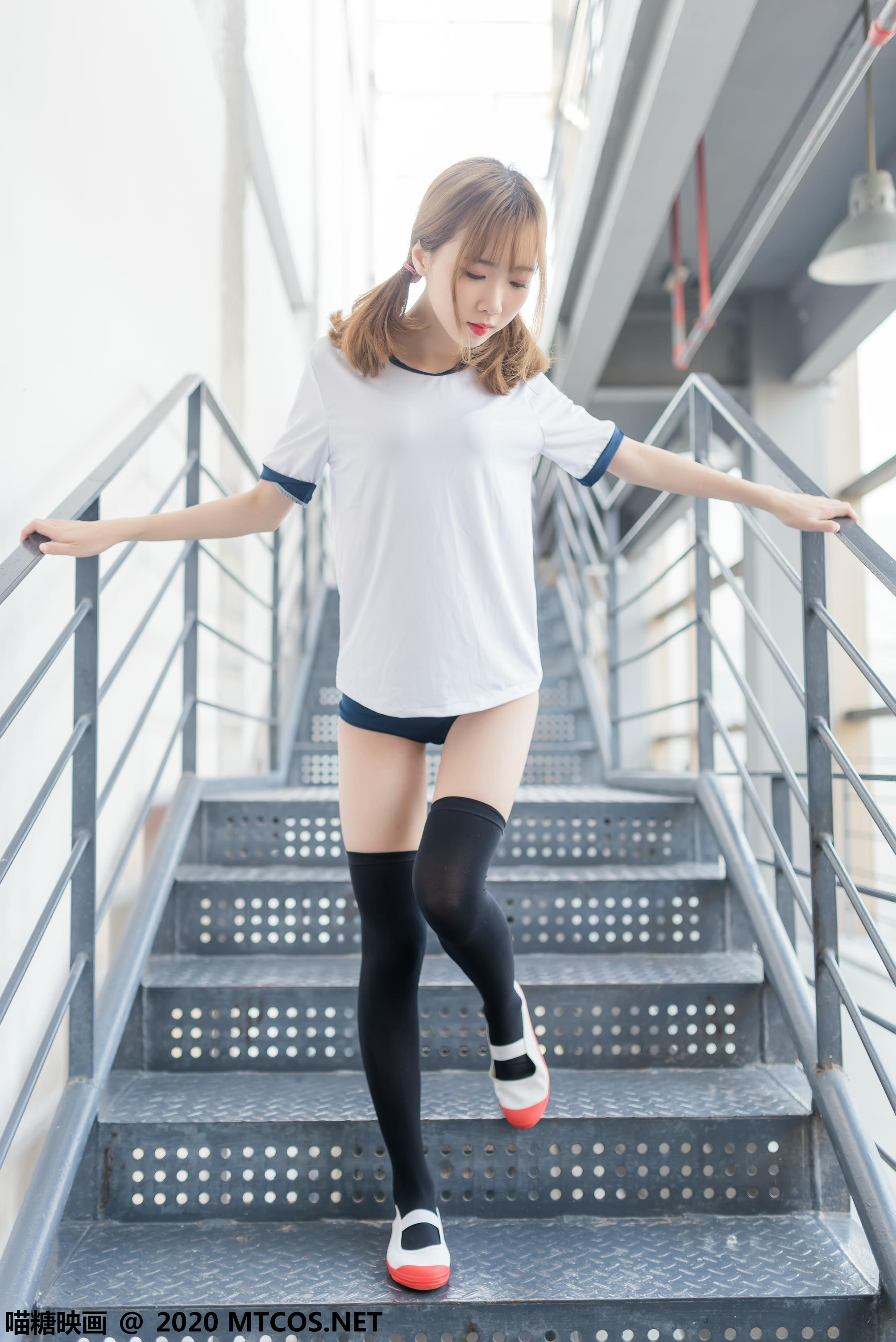 [喵糖映画] VOL.219 运动体操服[50P／394MB]_第1集