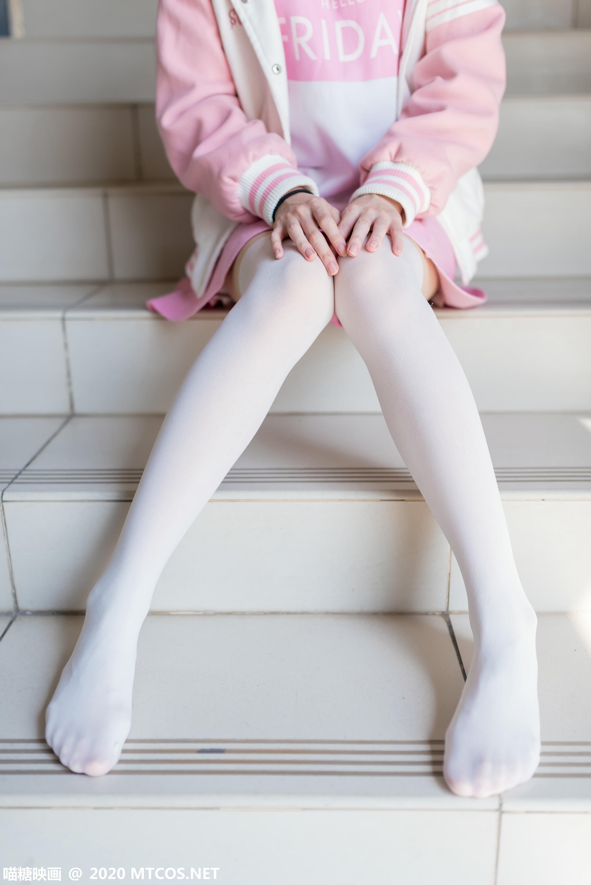 [喵糖映画] VOL.220 晌午暖阳[48P／348MB]_第2集