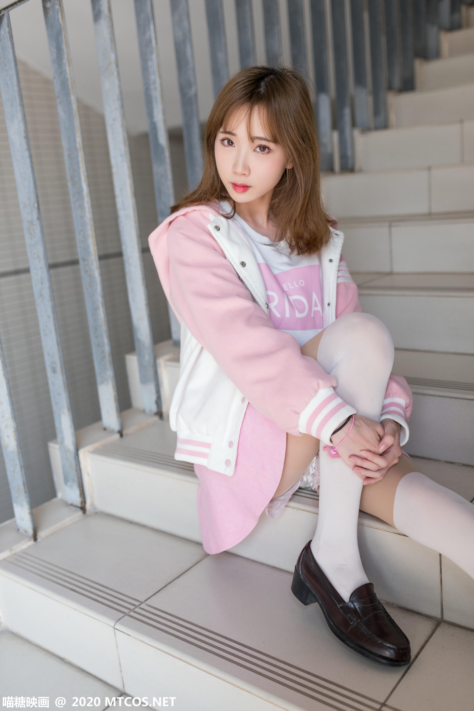 [喵糖映画] VOL.220 晌午暖阳[48P／348MB]_第1集