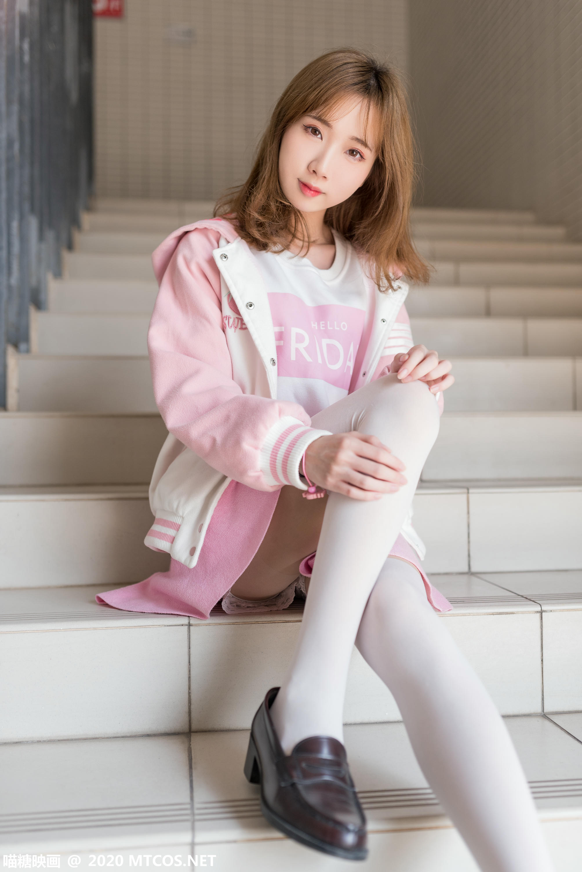 [喵糖映画] VOL.220 晌午暖阳[48P／348MB]_第1集