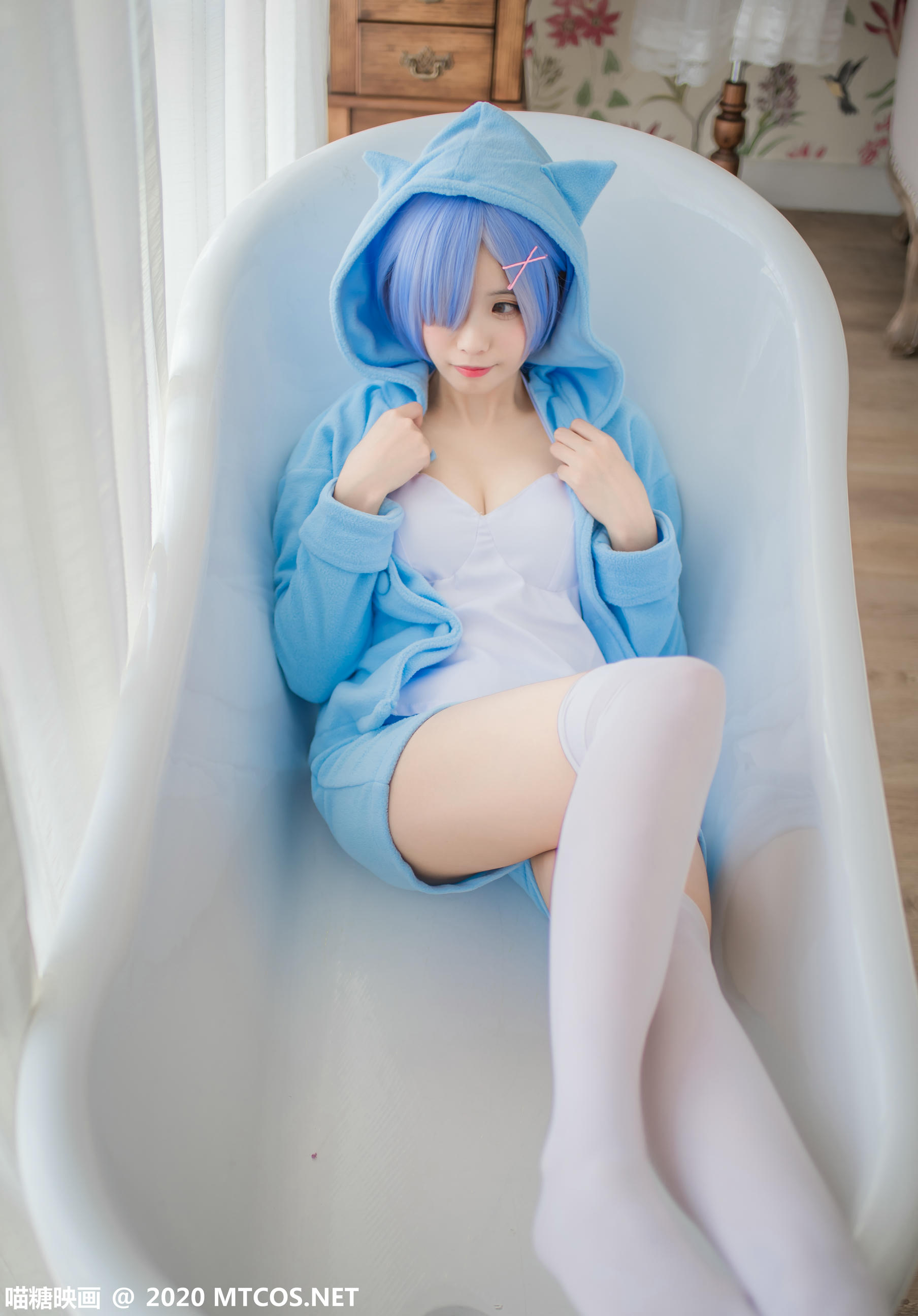 [喵糖映画] VOL.221 蓝色雷姆[30P／270MB]_第2集