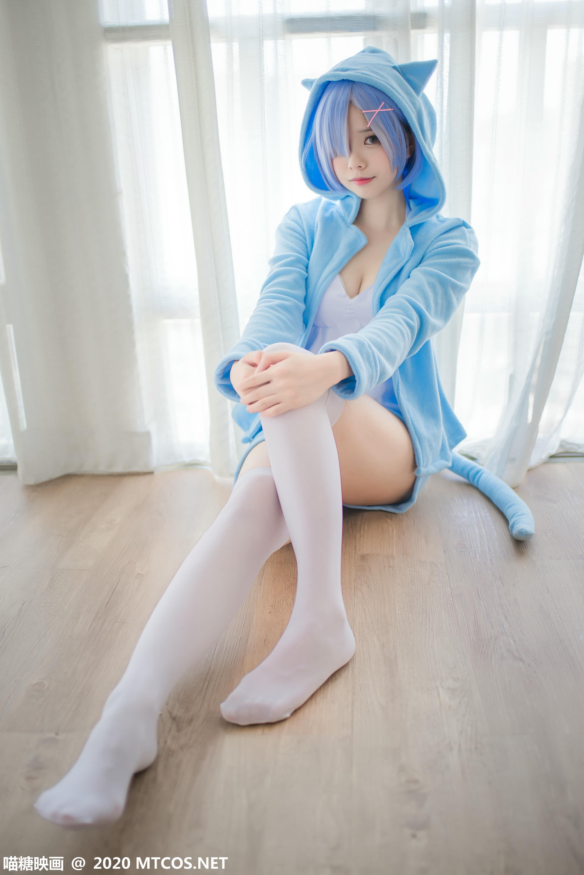 [喵糖映画] VOL.221 蓝色雷姆[30P／270MB]_第2集