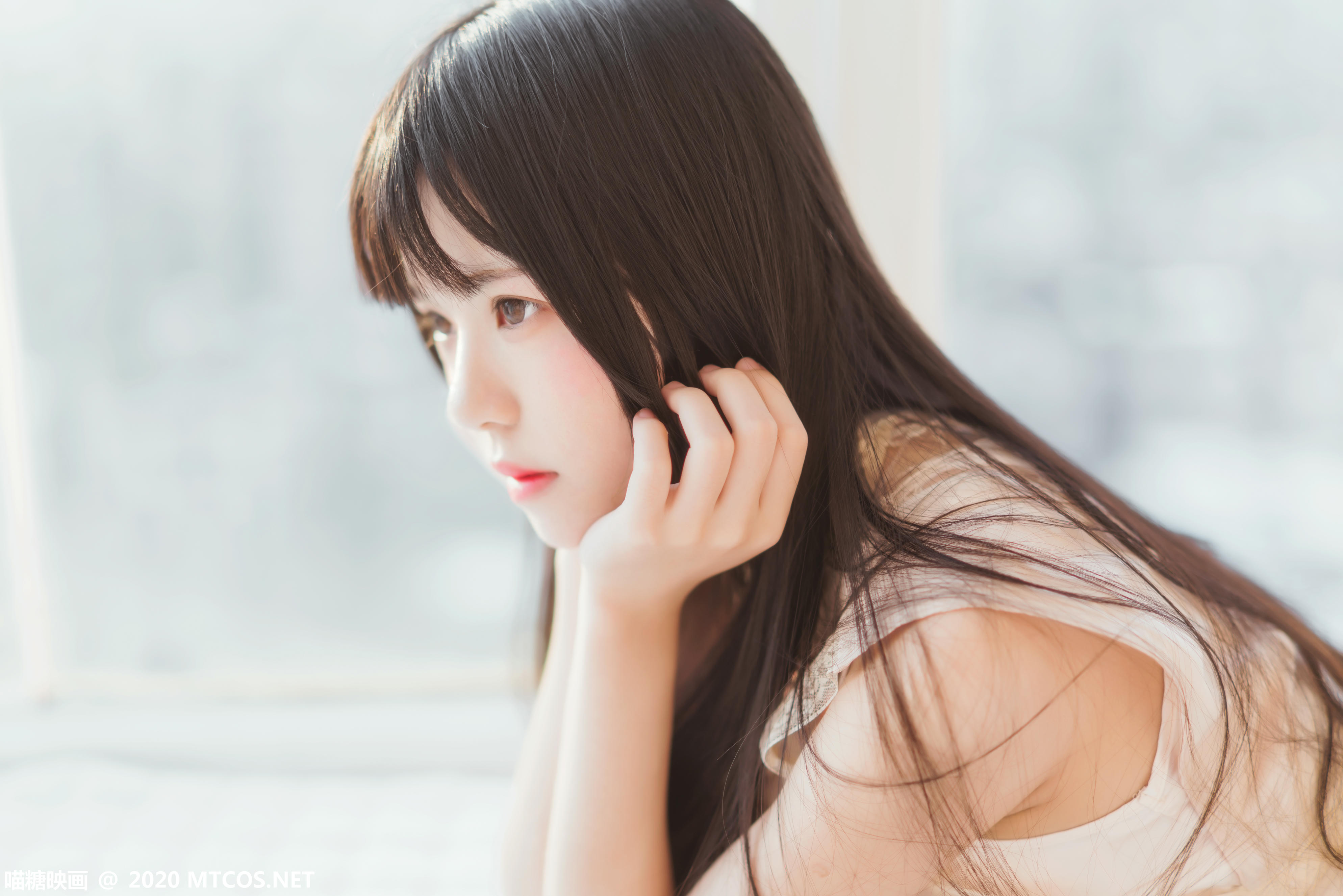 [喵糖映画] VOL.226 窗边女孩[30P／504MB]_第2集