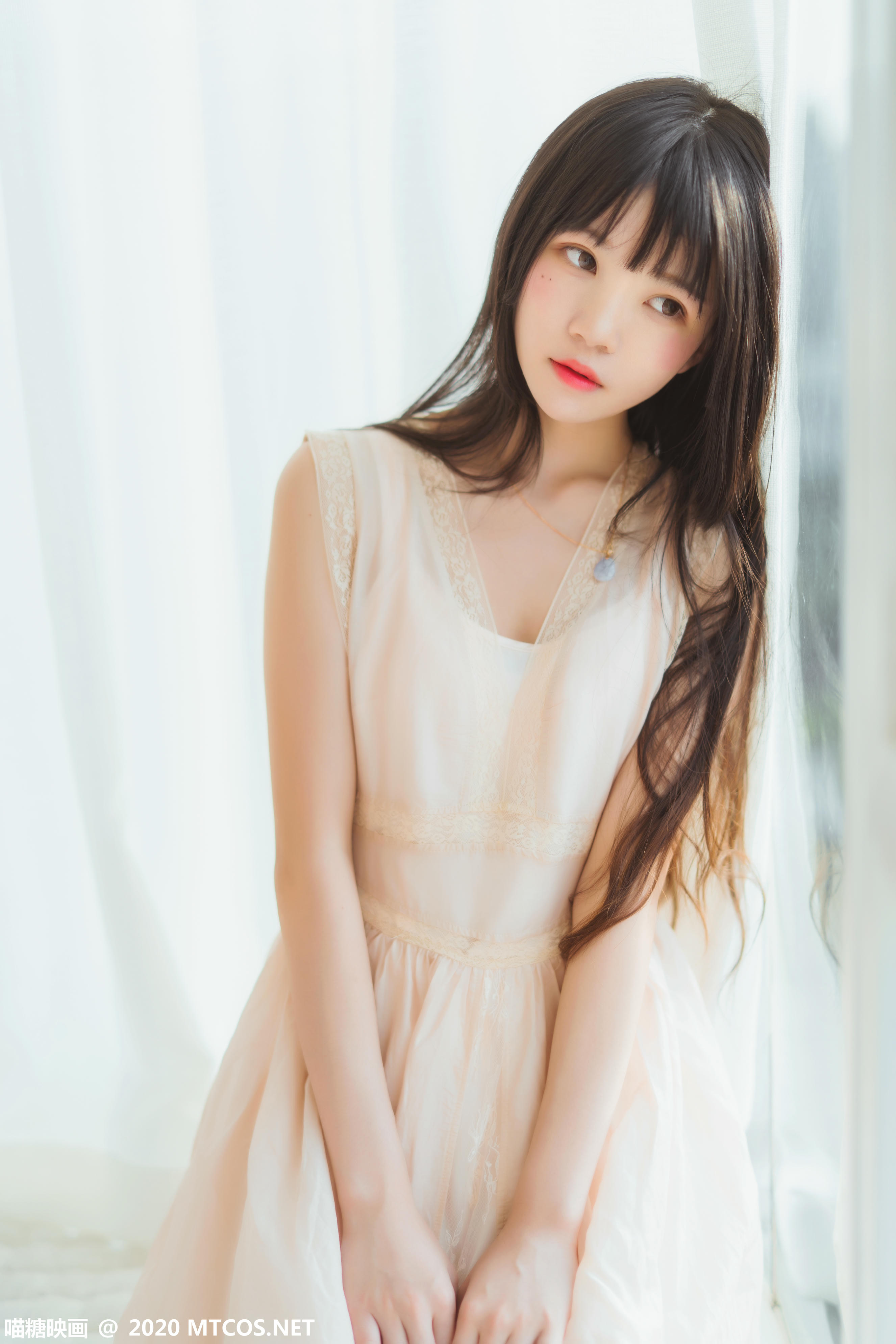 [喵糖映画] VOL.226 窗边女孩[30P／504MB]_第1集