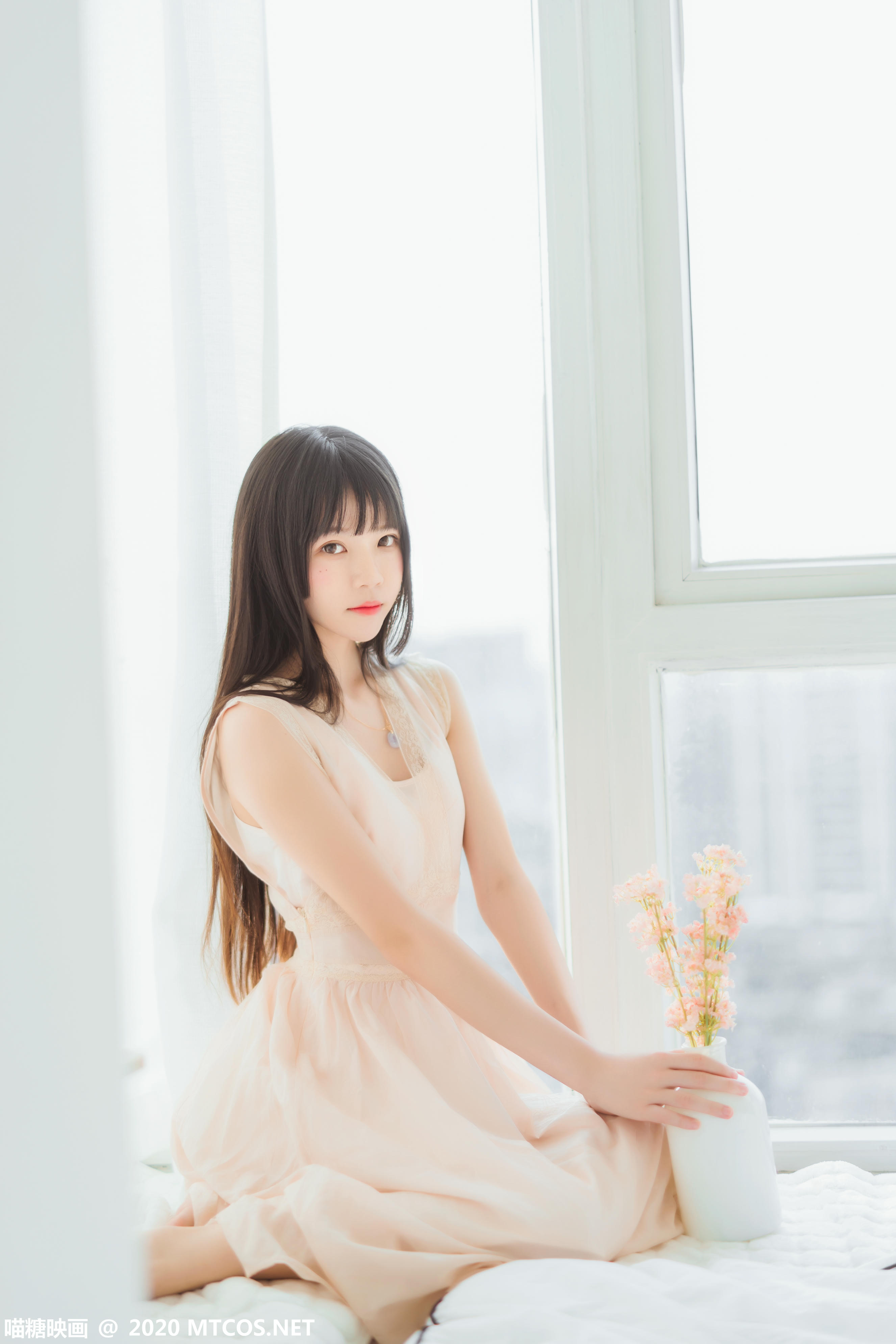 [喵糖映画] VOL.226 窗边女孩[30P／504MB]_第1集