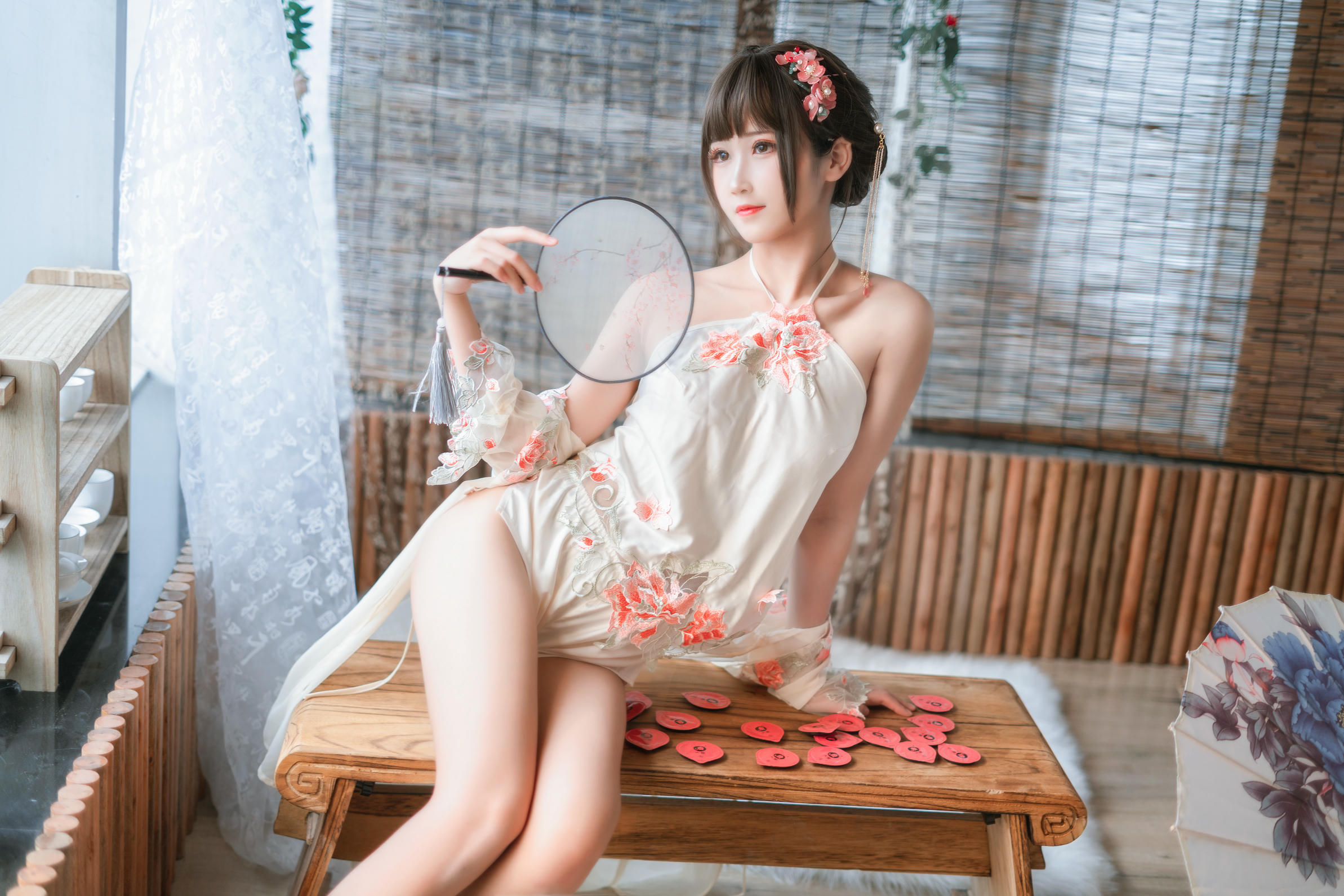 [喵糖映画] VOL.230 少女肚兜 花溪纱[20P／149MB]_第1集