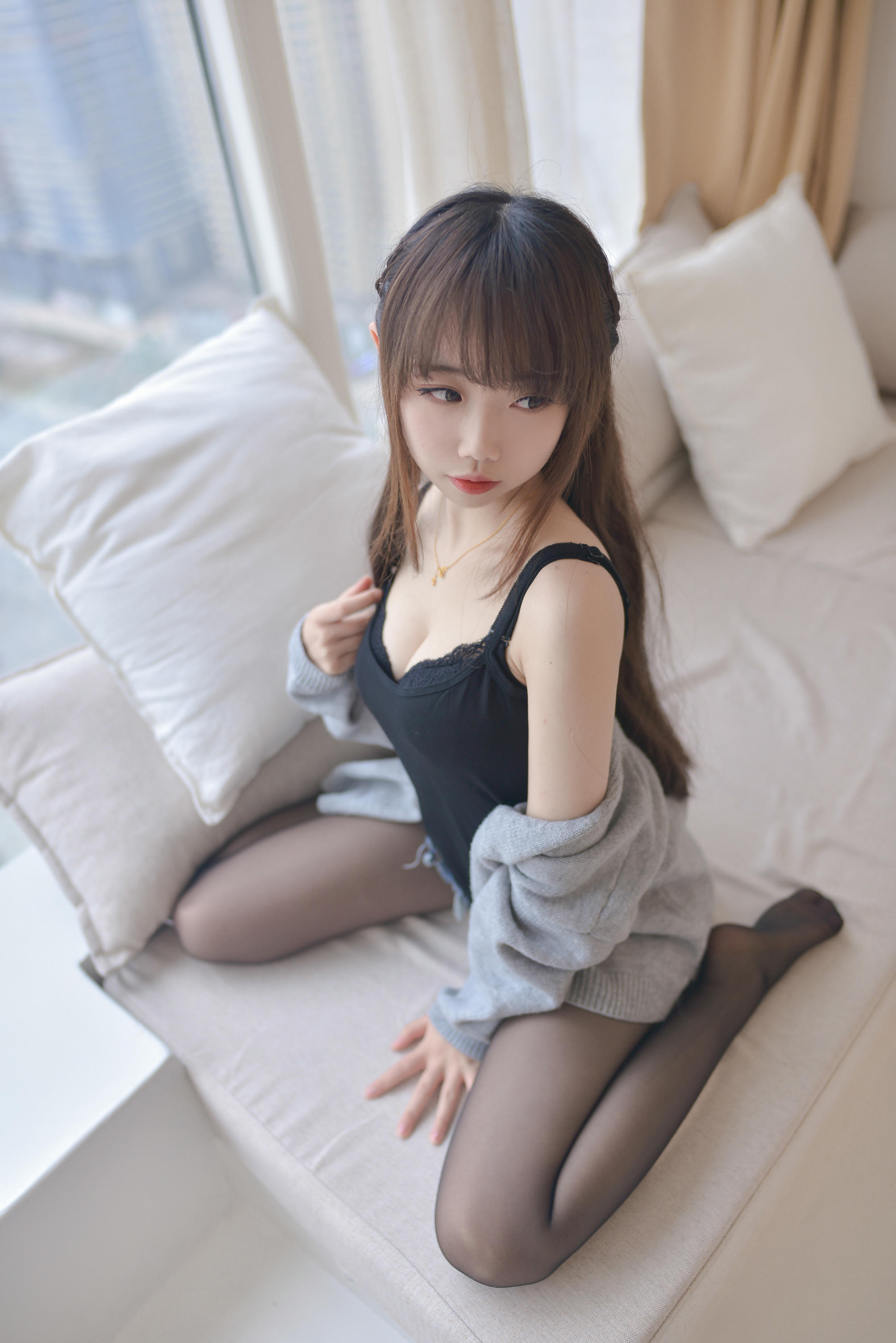 [喵糖映画] VOL.232 居家女友[32P／283MB]_第2集