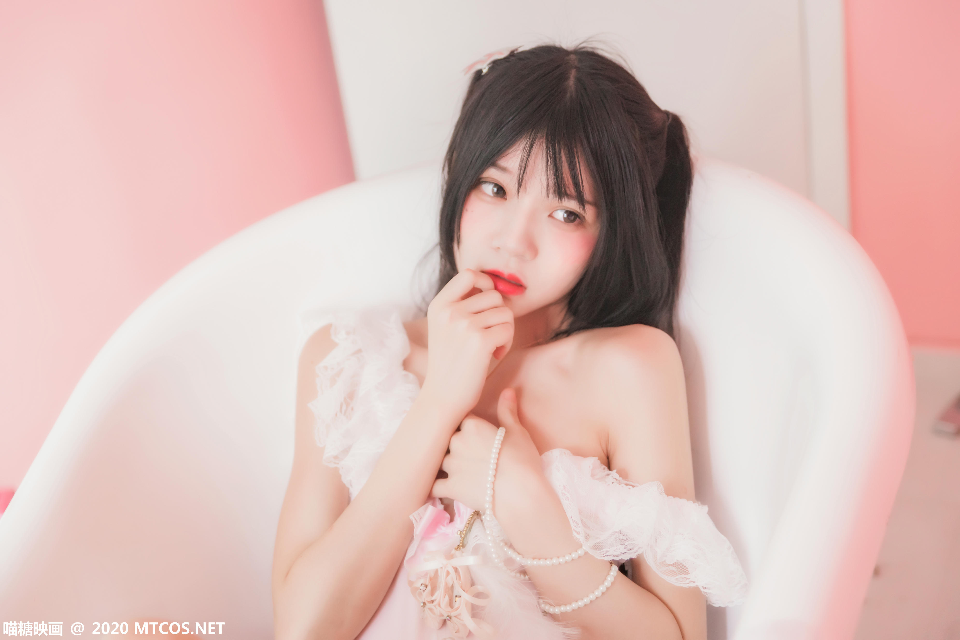 [喵糖映画] VOL.238 粉色浴缸[32P／595MB]_第1集