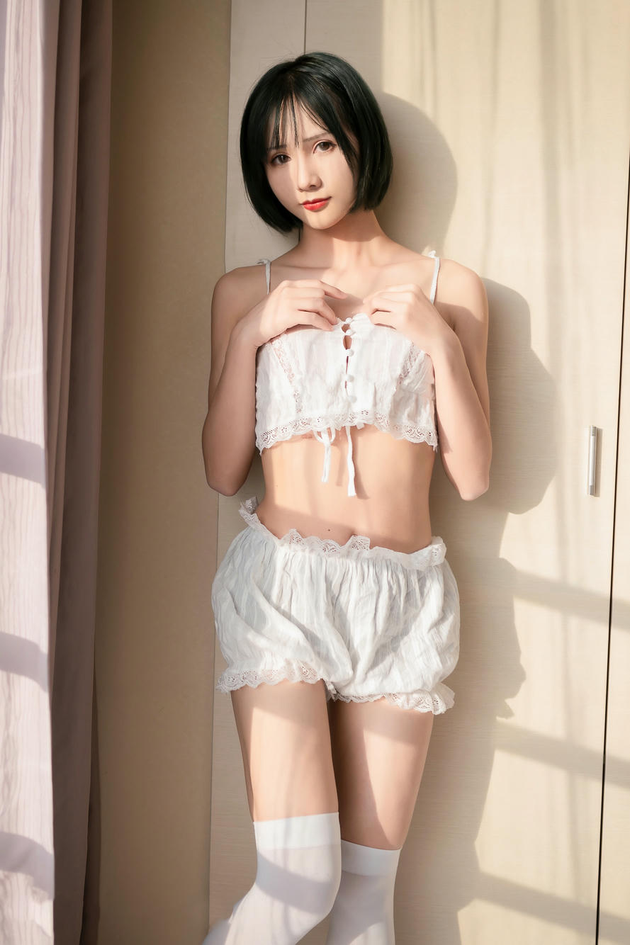 [喵糖映画] VOL.248 慵懒的阳光 [36P／118MB]_第2集