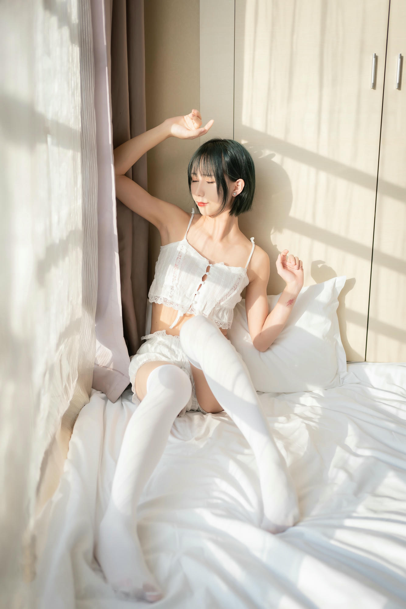 [喵糖映画] VOL.248 慵懒的阳光 [36P／118MB]_第1集