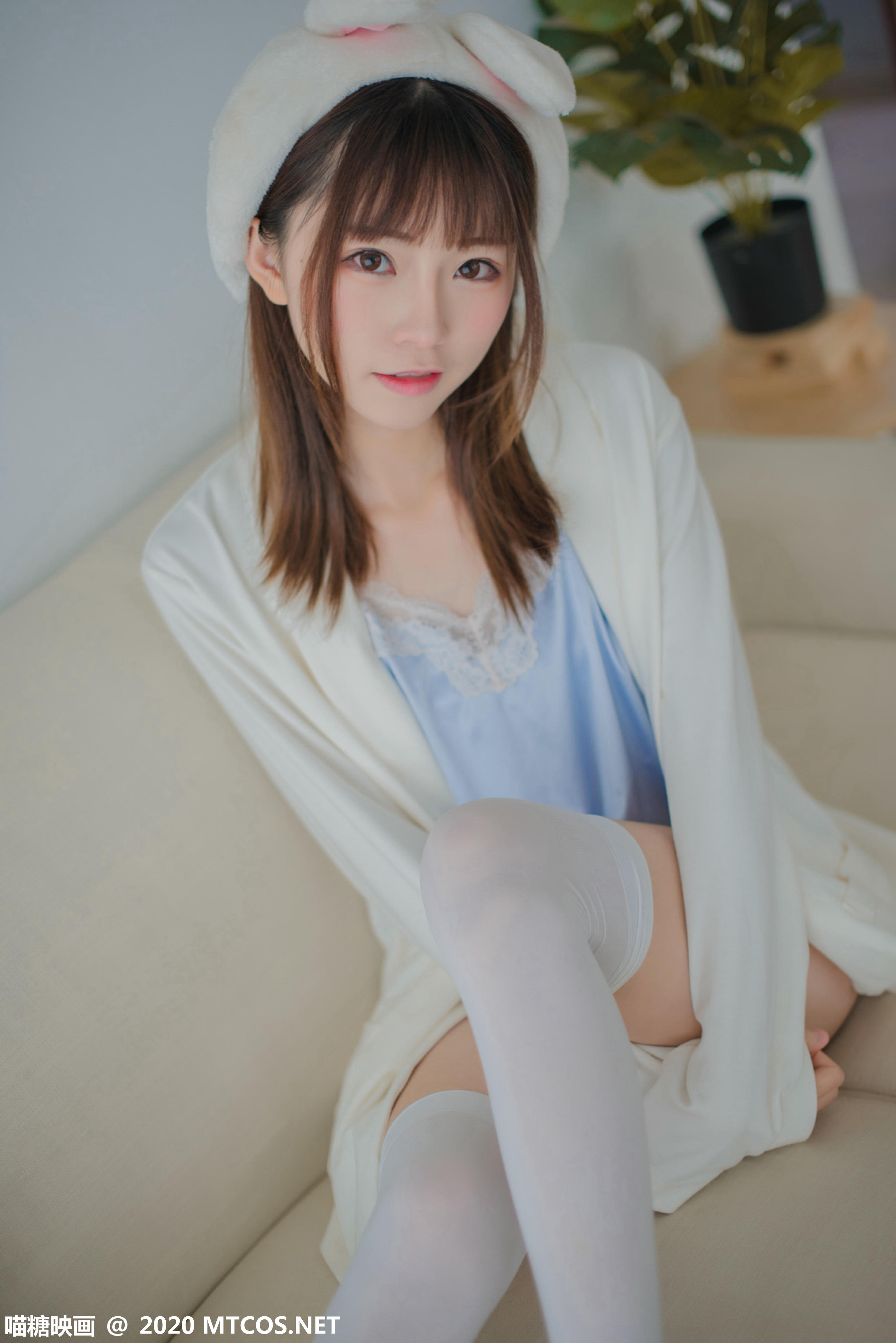 [喵糖映画] VOL.251 纯纯的兔耳女友[58P／462MB]_第3集