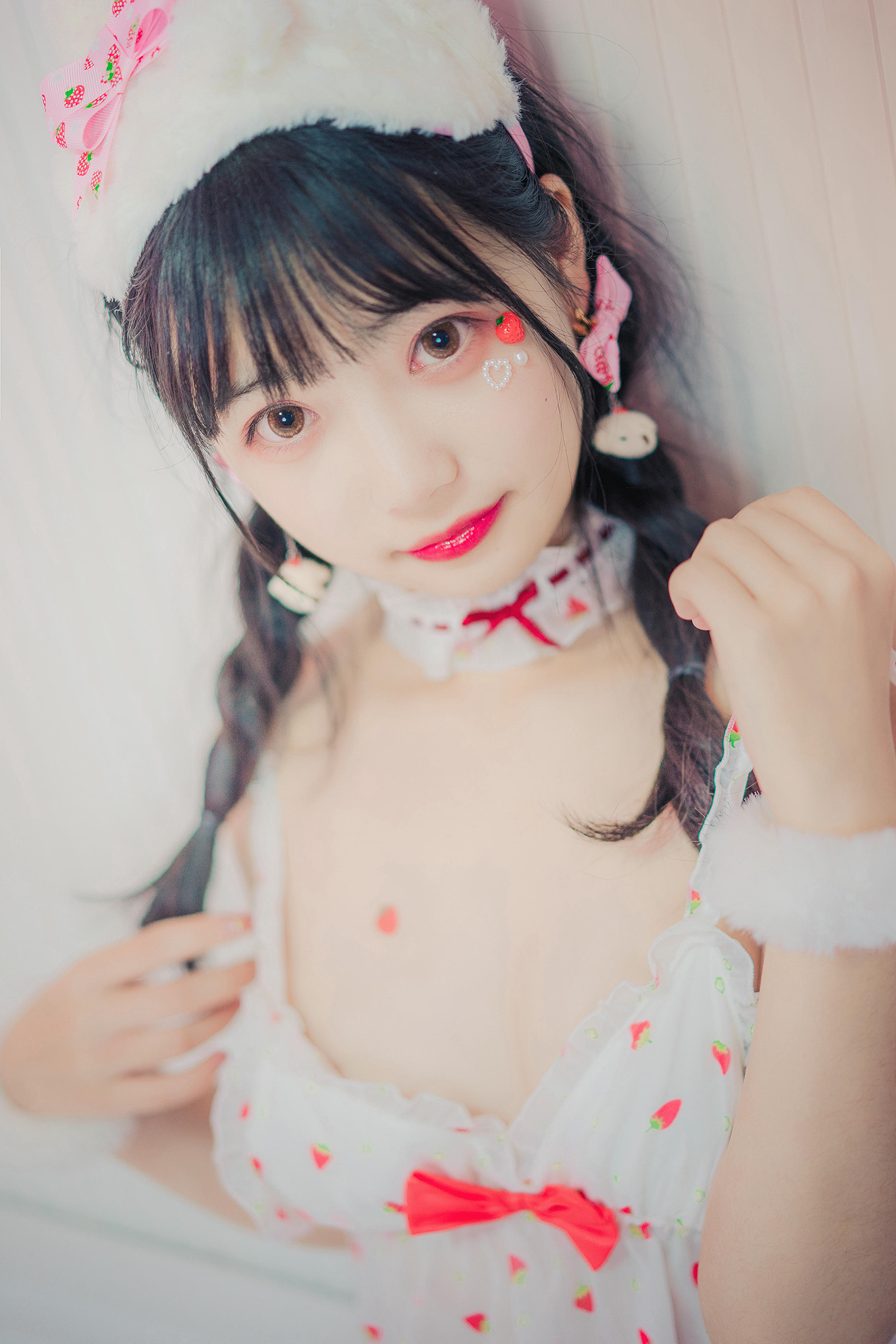 [喵糖映画] VOL.252 草莓妹妹[43P／595MB]_第1集