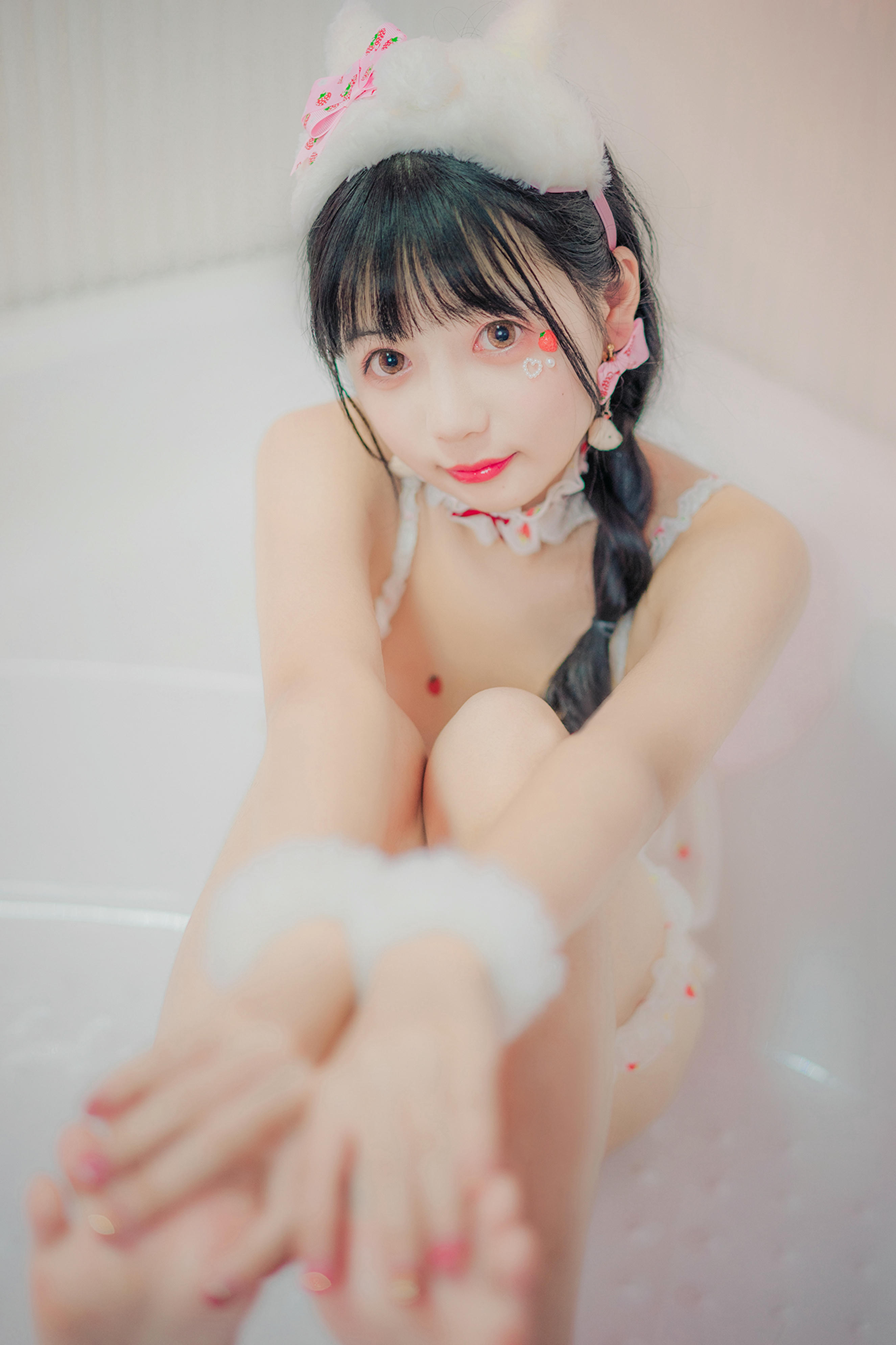 [喵糖映画] VOL.252 草莓妹妹[43P／595MB]_第1集