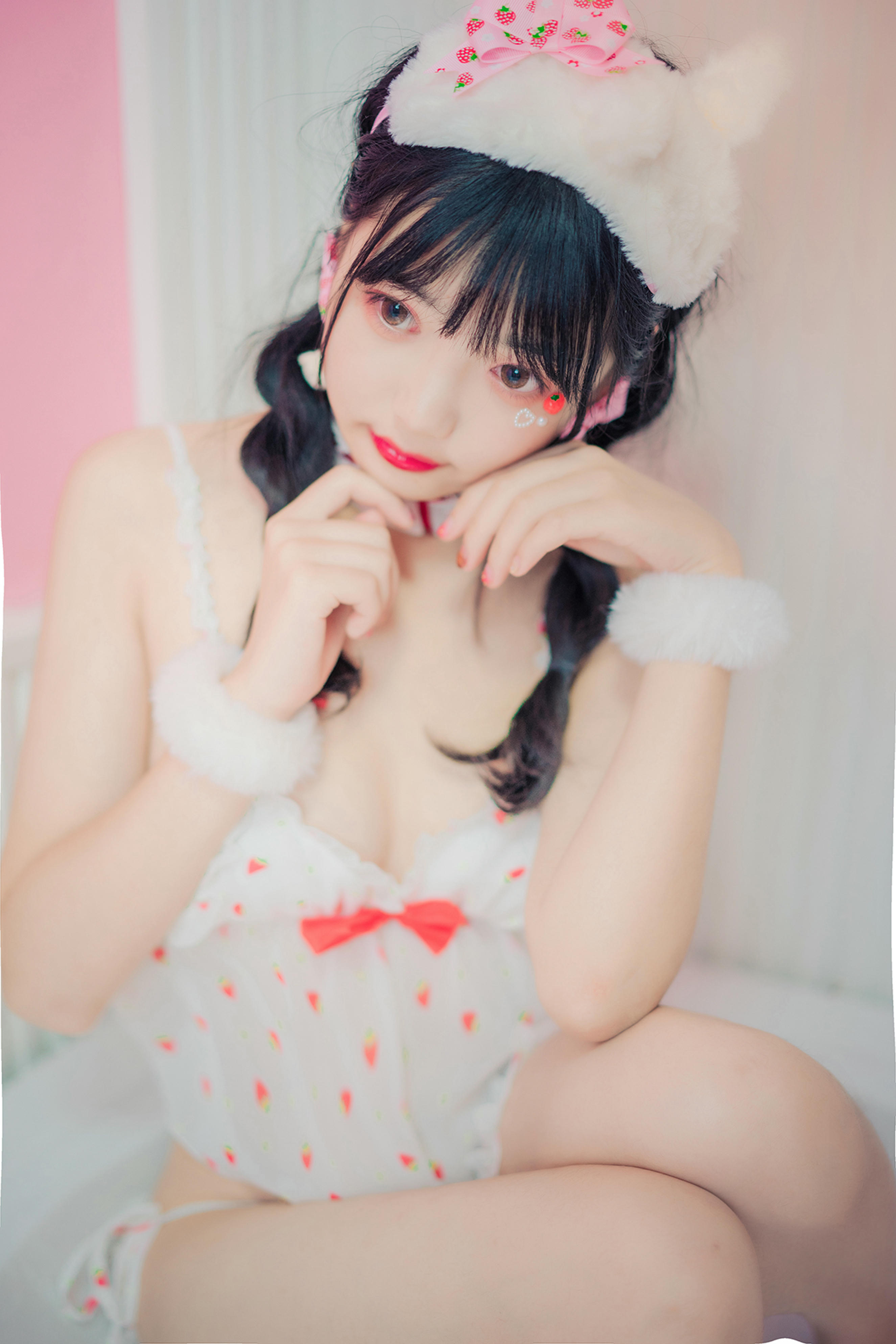 [喵糖映画] VOL.252 草莓妹妹[43P／595MB]_第2集