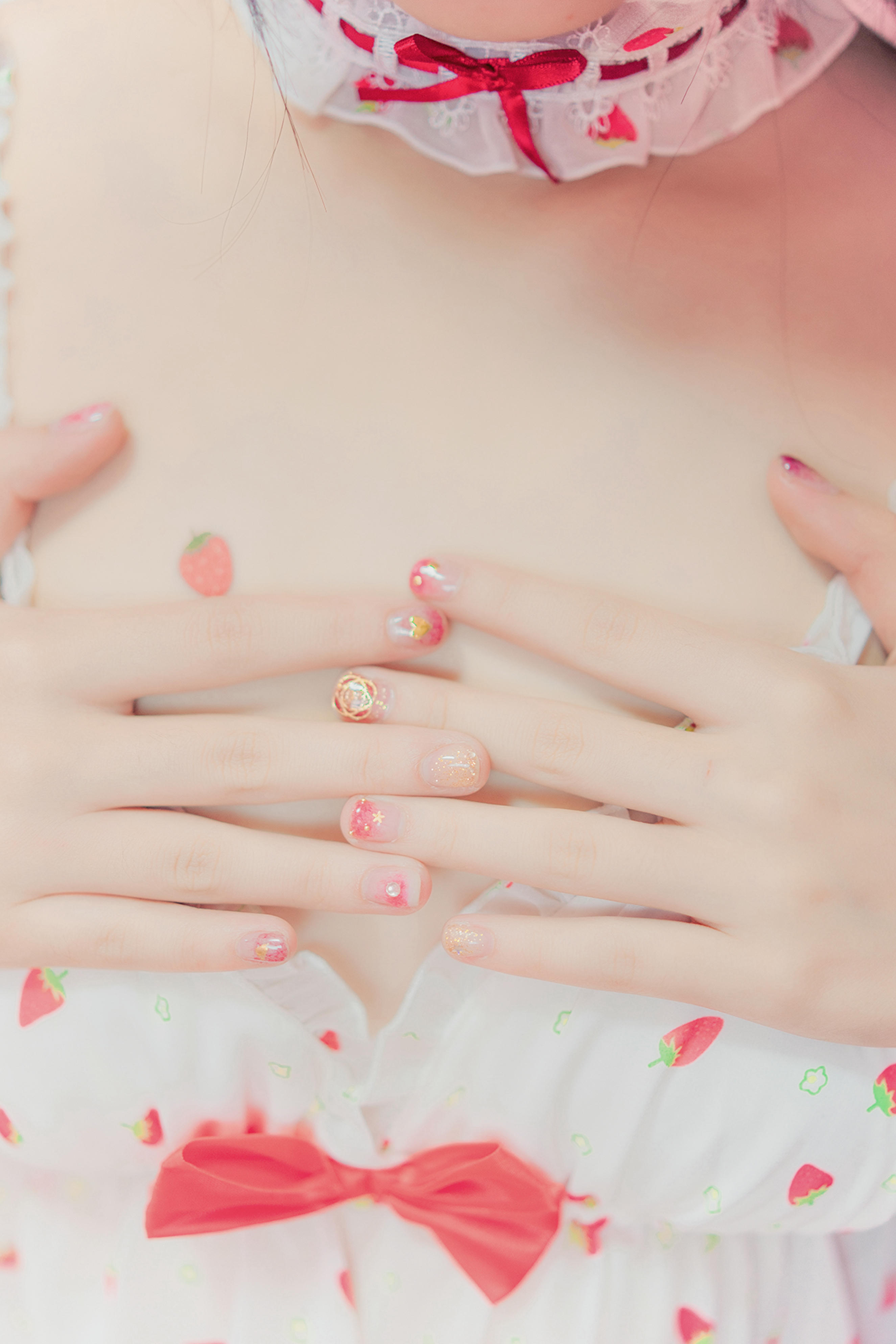 [喵糖映画] VOL.252 草莓妹妹[43P／595MB]_第2集