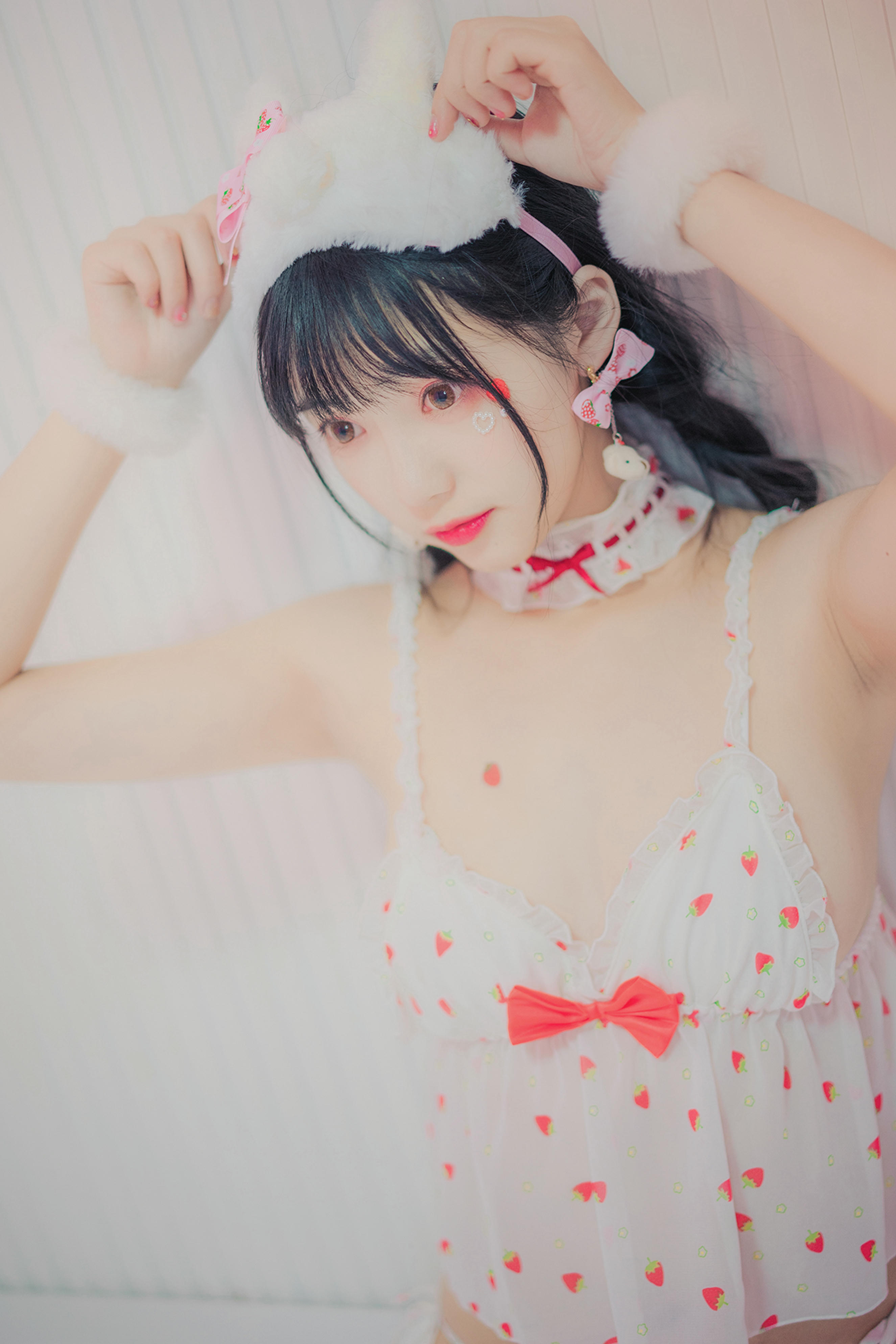 [喵糖映画] VOL.252 草莓妹妹[43P／595MB]_第2集