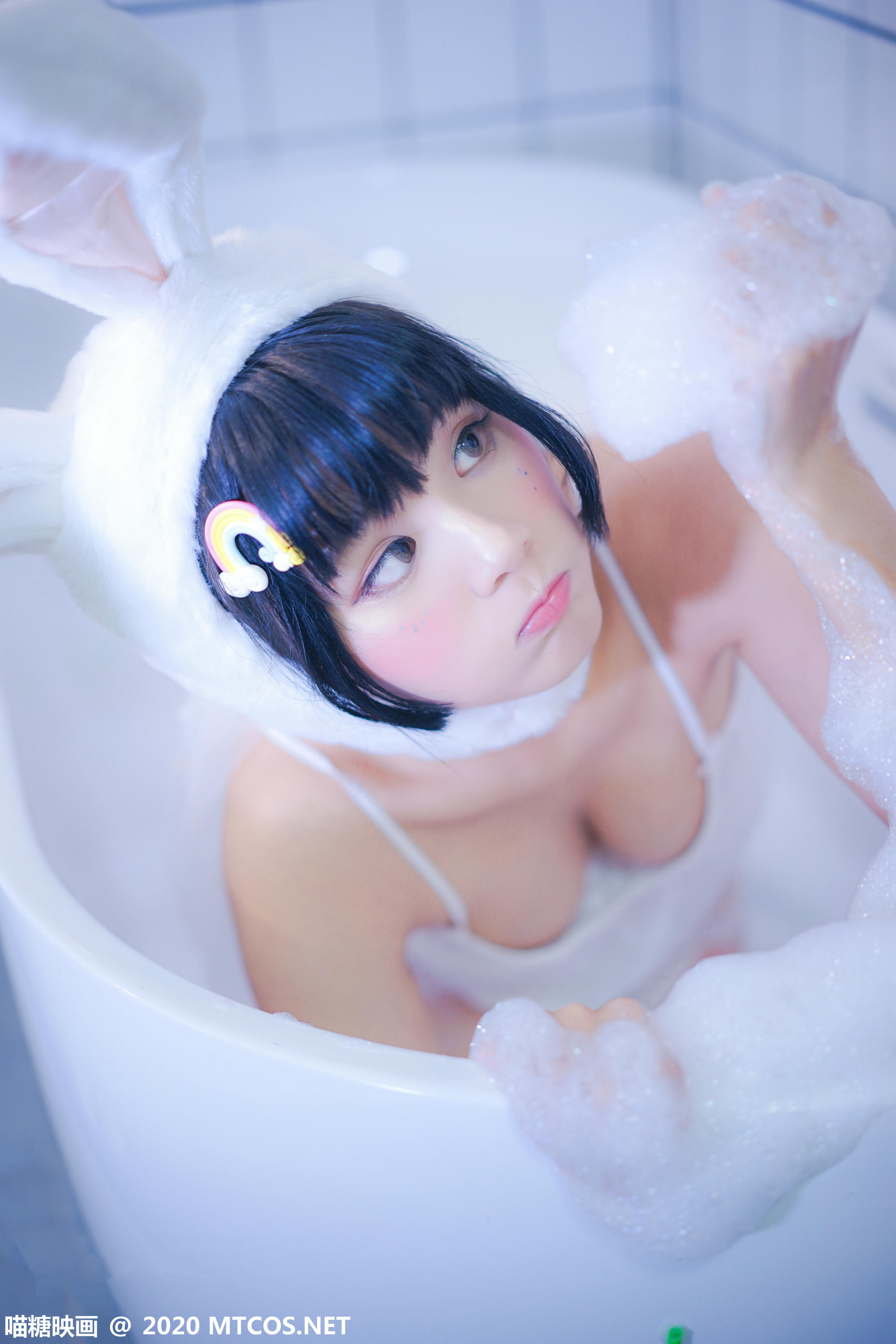 [喵糖映画] VOL.255 浴缸里的兔子[40P／558MB]_第2集