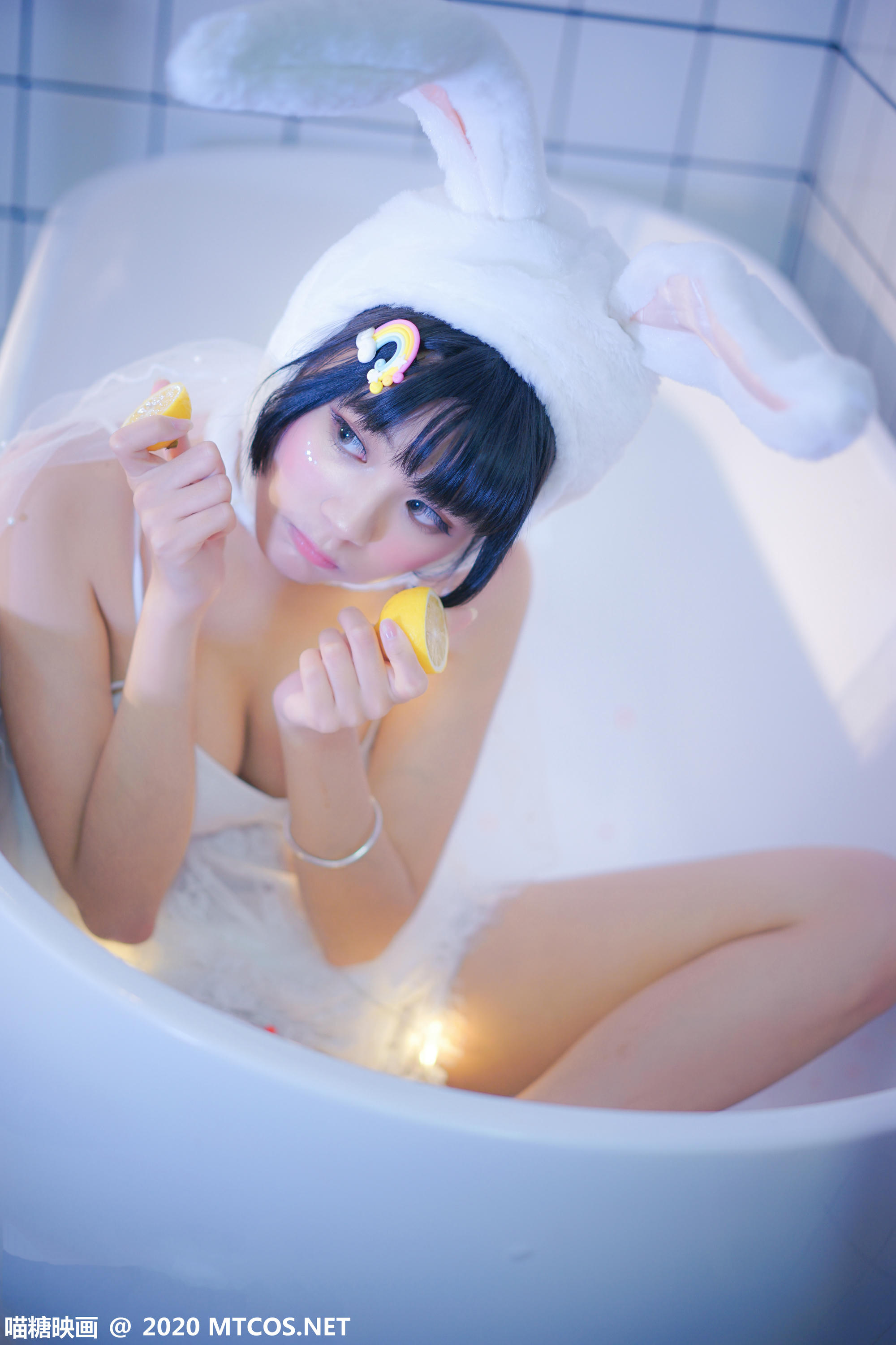 [喵糖映画] VOL.255 浴缸里的兔子[40P／558MB]_第2集