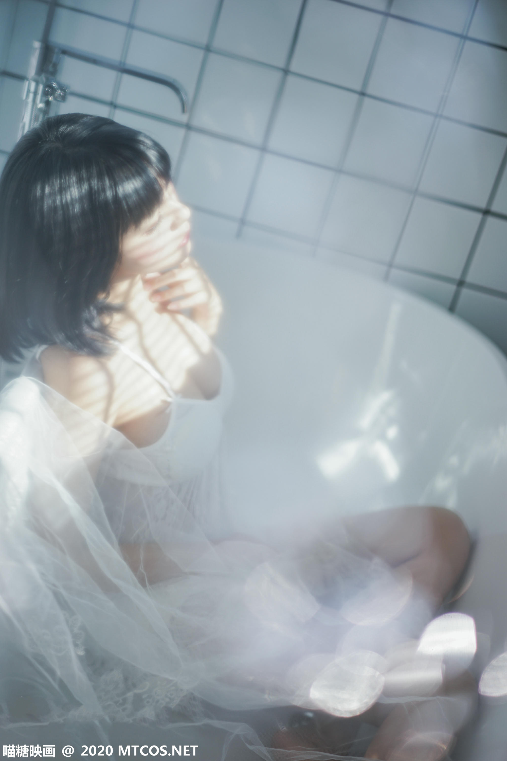 [喵糖映画] VOL.255 浴缸里的兔子[40P／558MB]_第1集