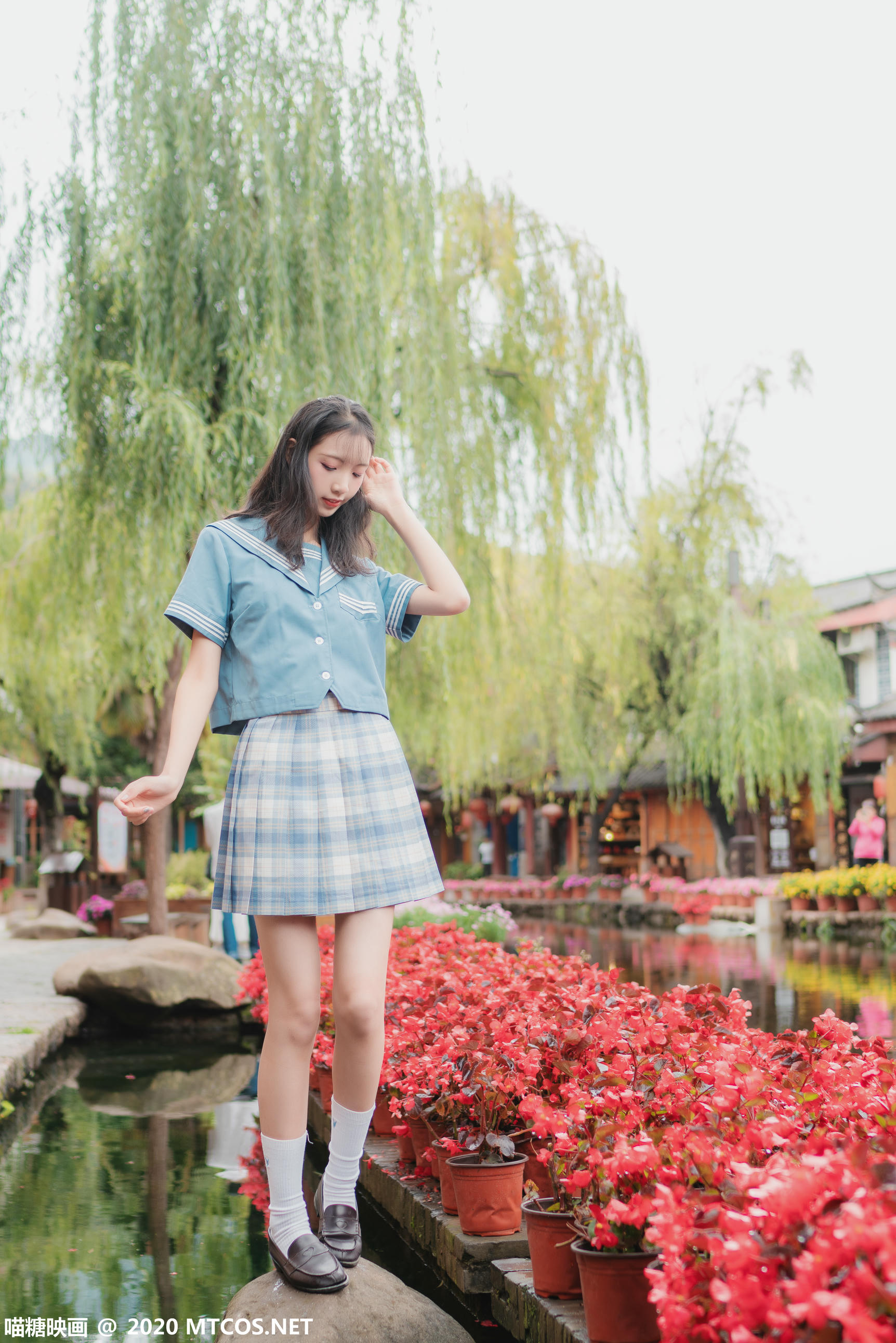 [喵糖映画] VOL.257 夏日制服[32P／398MB]_第1集