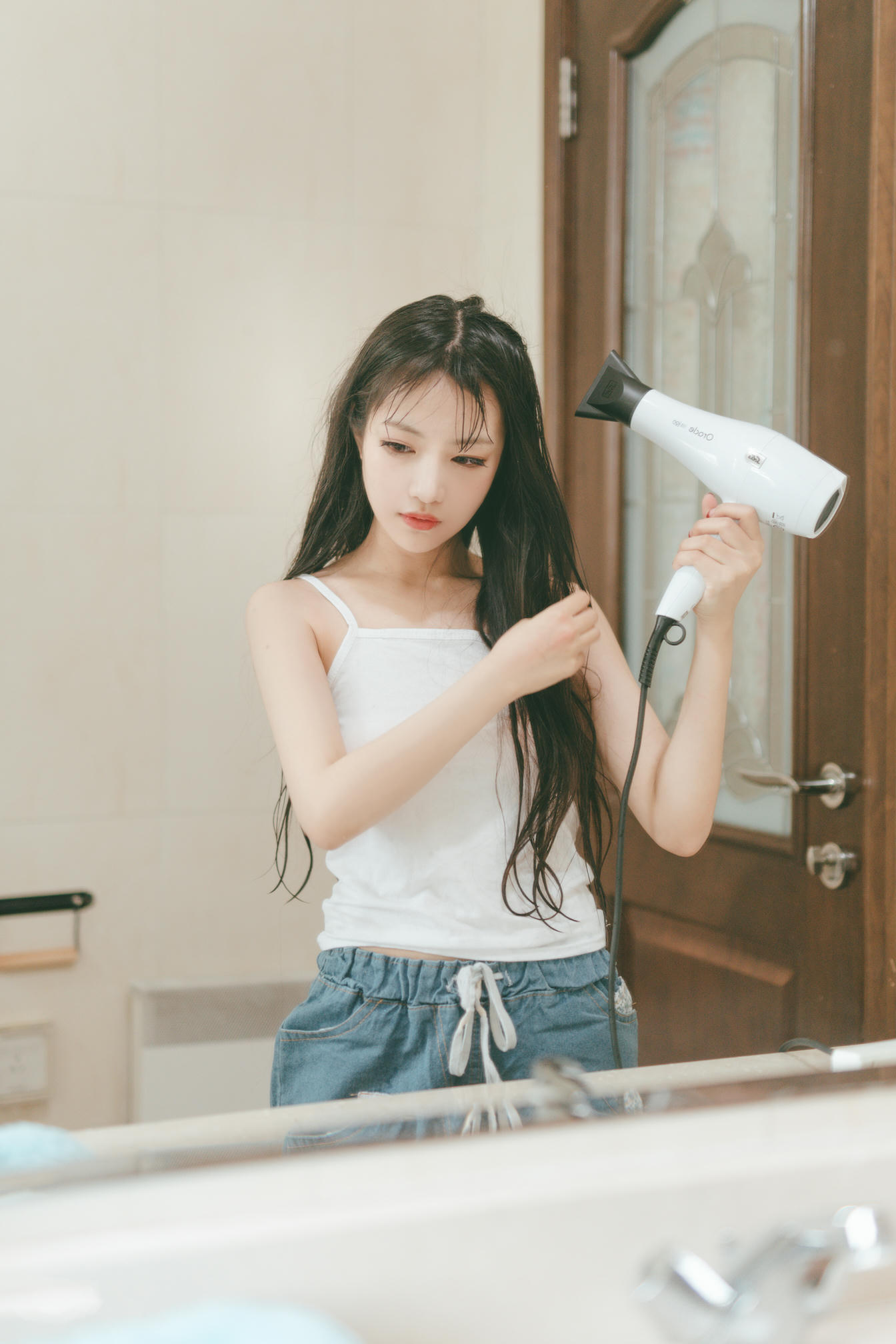 [喵糖映画] VOL.260 居家女友[35P／214MB]_第1集