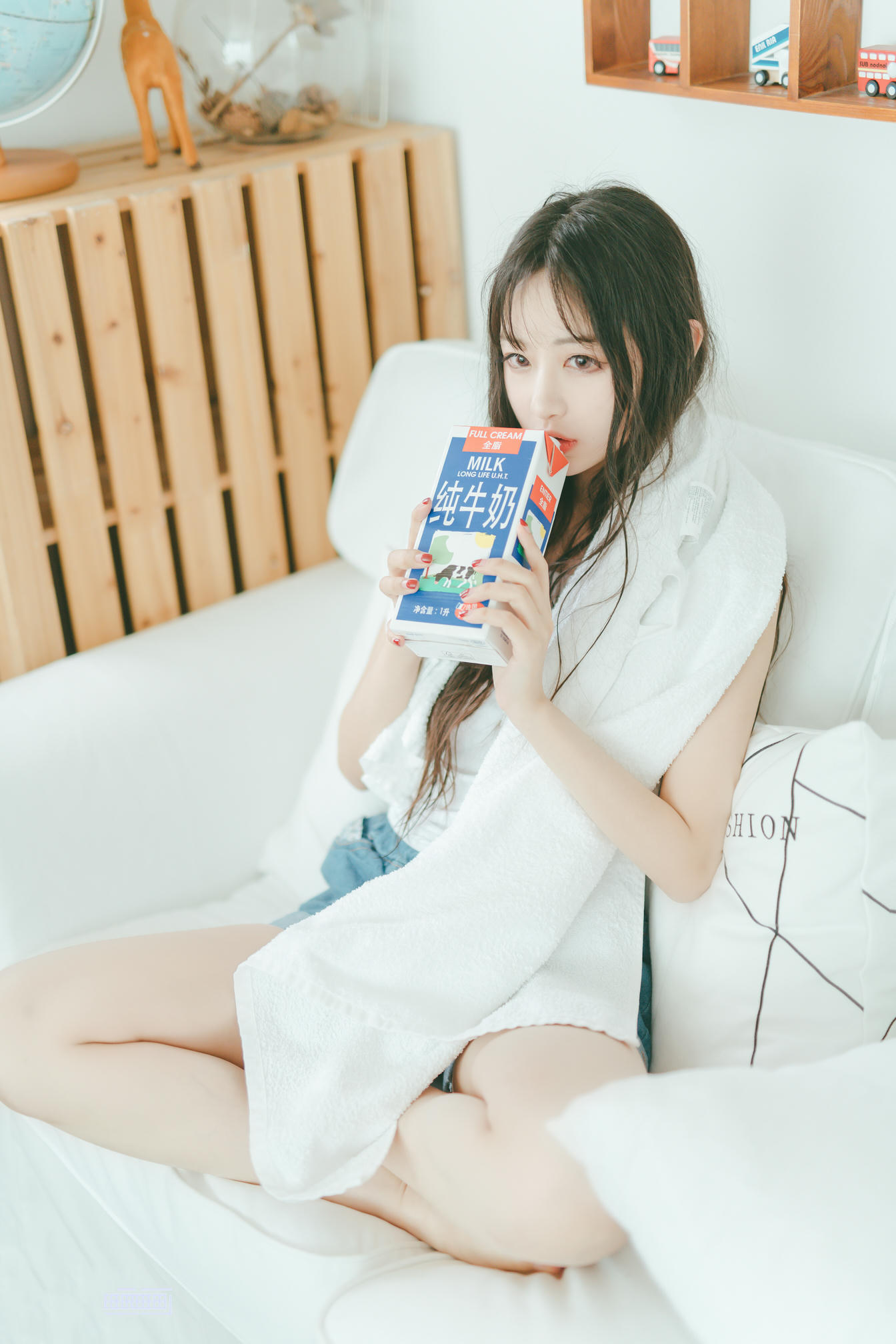 [喵糖映画] VOL.260 居家女友[35P／214MB]_第1集