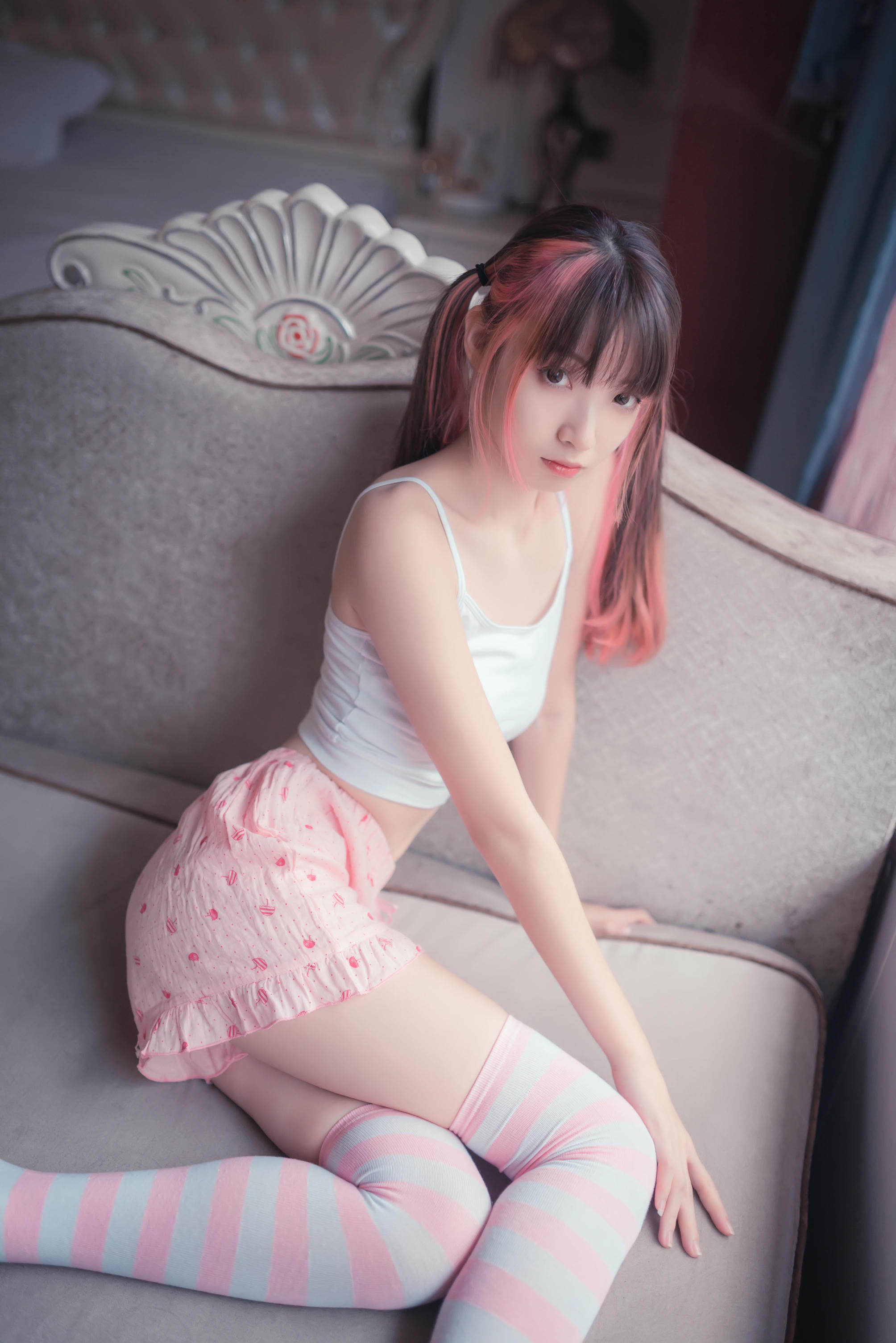 [喵糖映画] VOL.266 粉色夏日[50P／218MB]_第1集