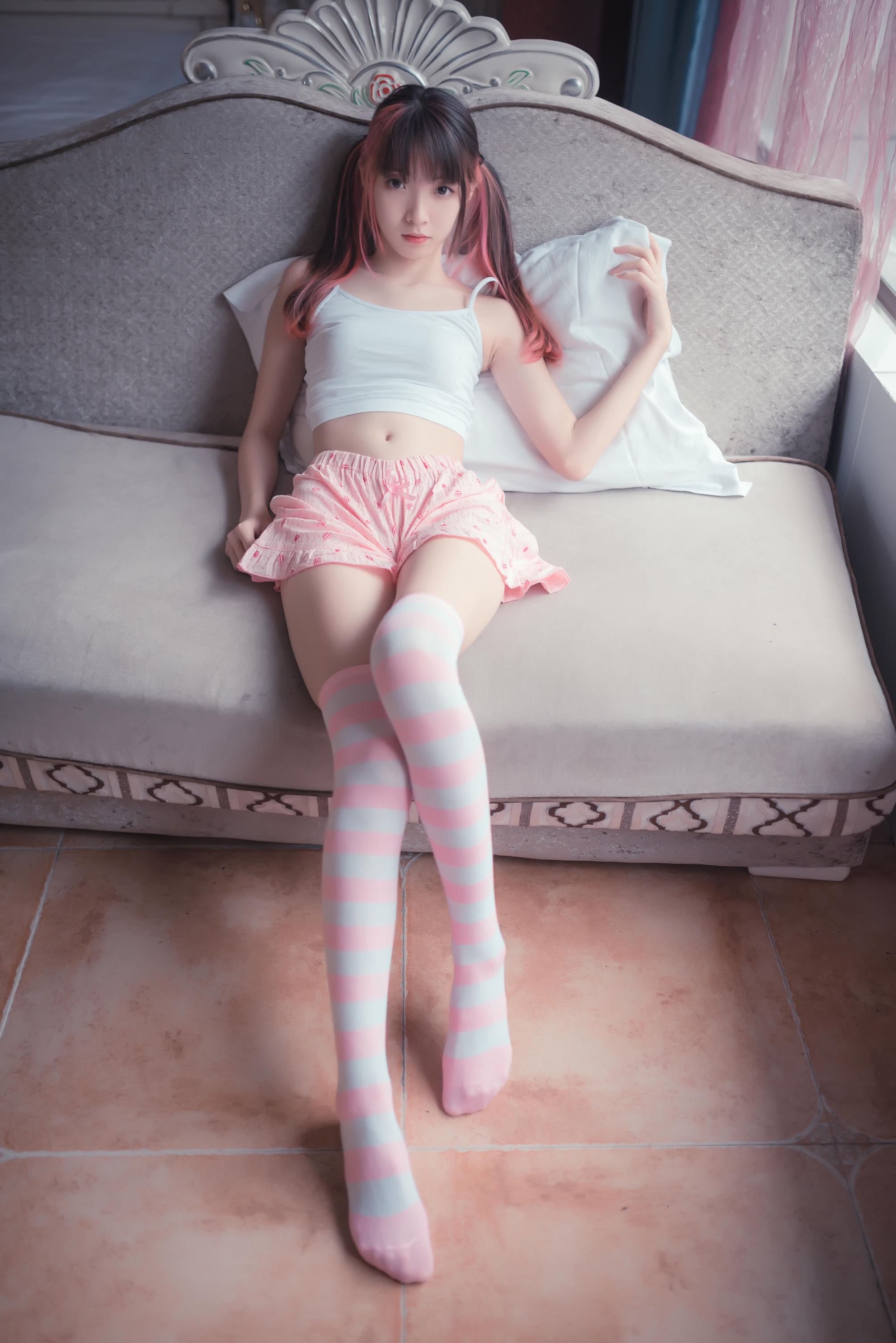 [喵糖映画] VOL.266 粉色夏日[50P／218MB]_第2集