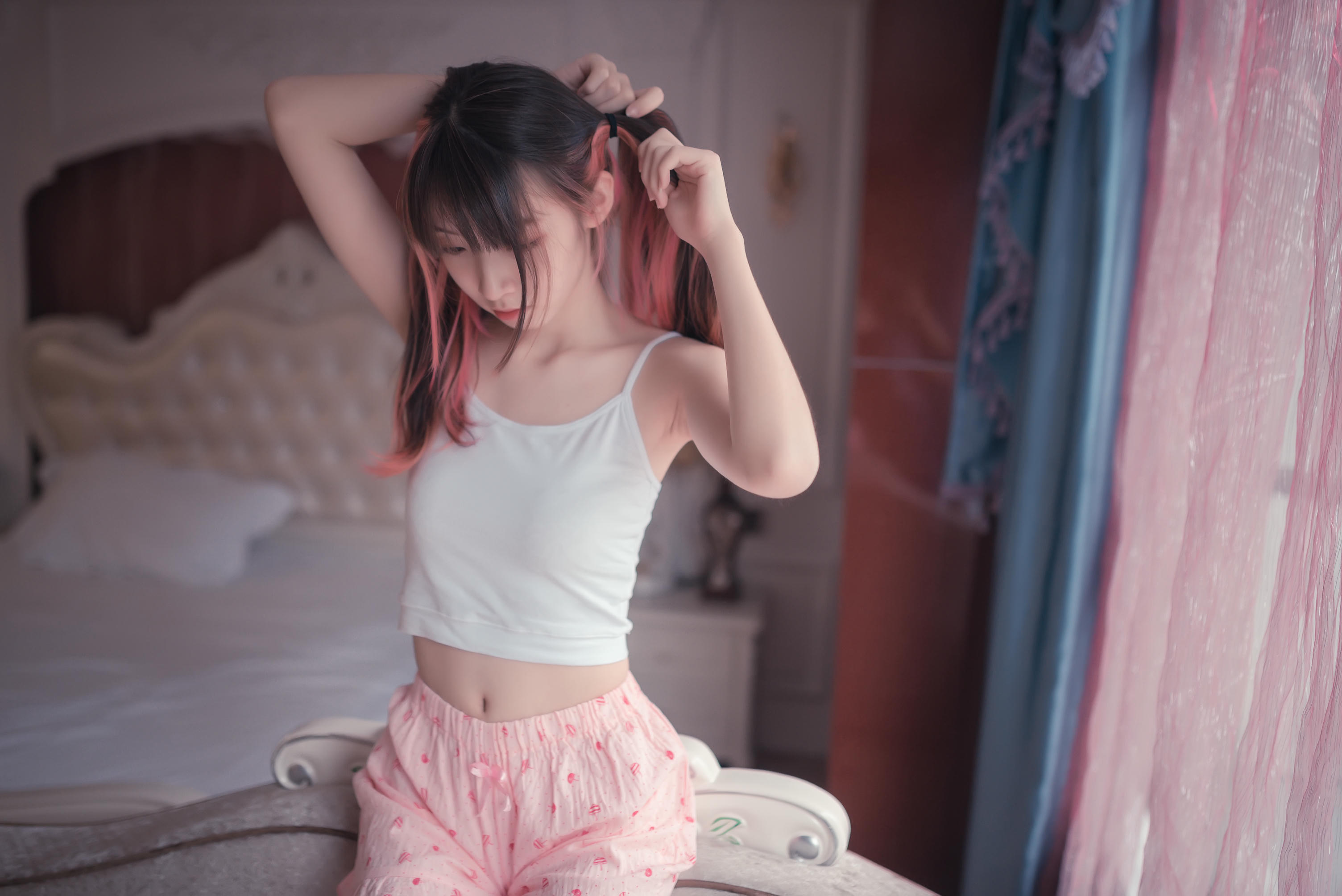 [喵糖映画] VOL.266 粉色夏日[50P／218MB]_第1集