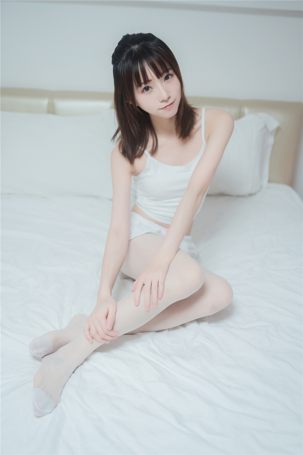 [喵糖映画] VOL.269 白色套装[40P／14.2MB]_第1集